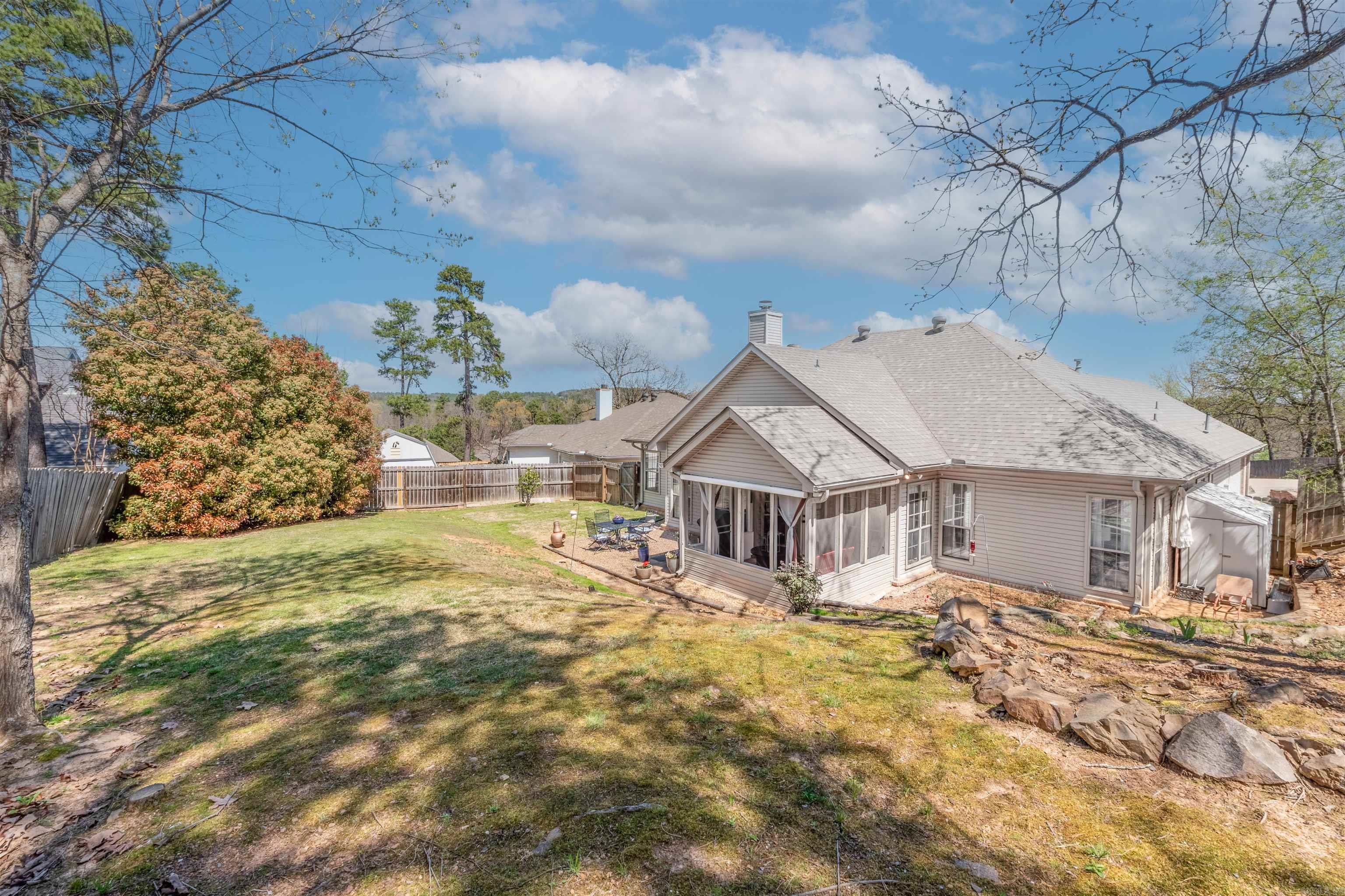 5 Topaz Lane Maumelle, AR 72113