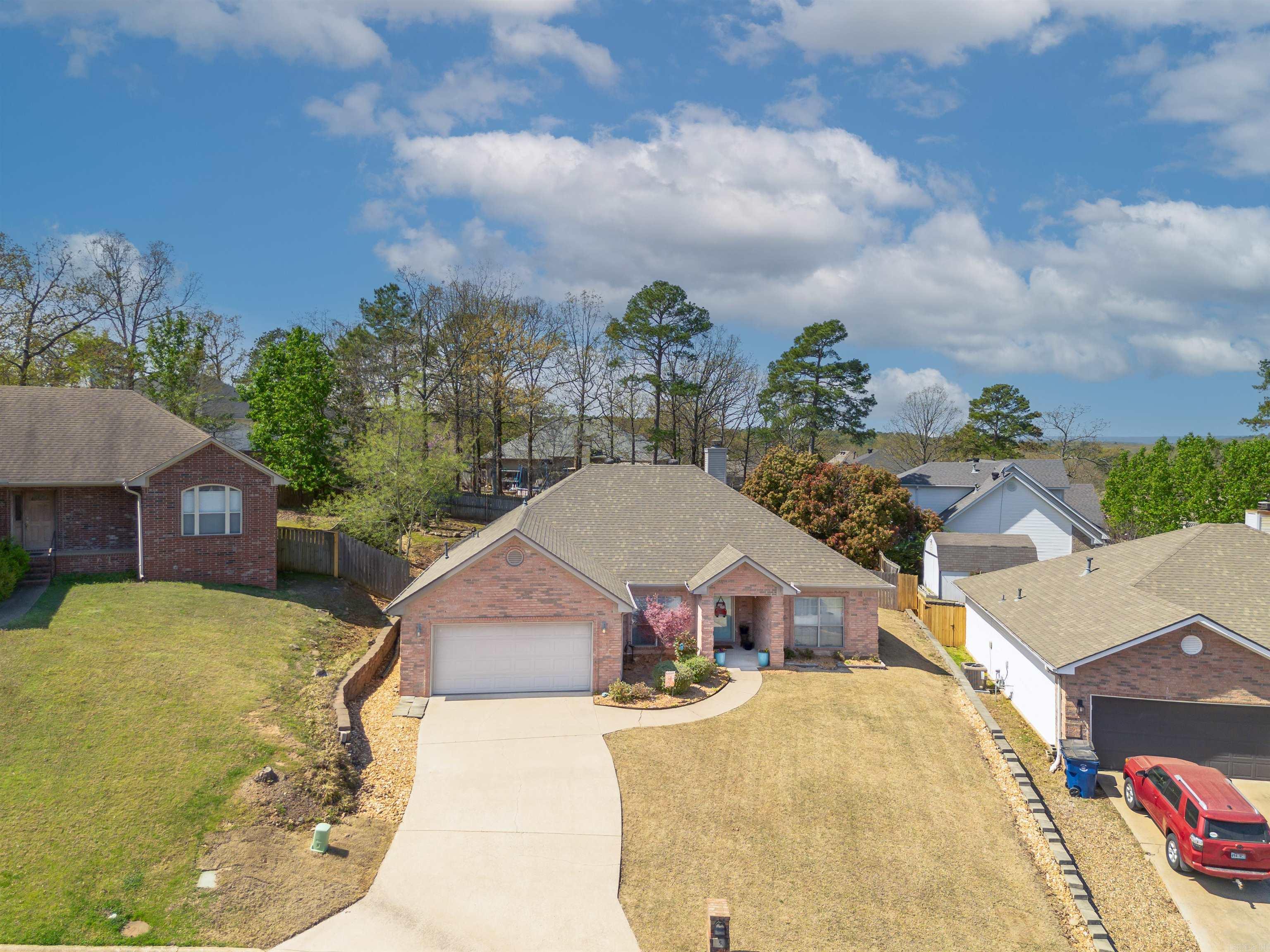 5 Topaz Lane Maumelle, AR 72113