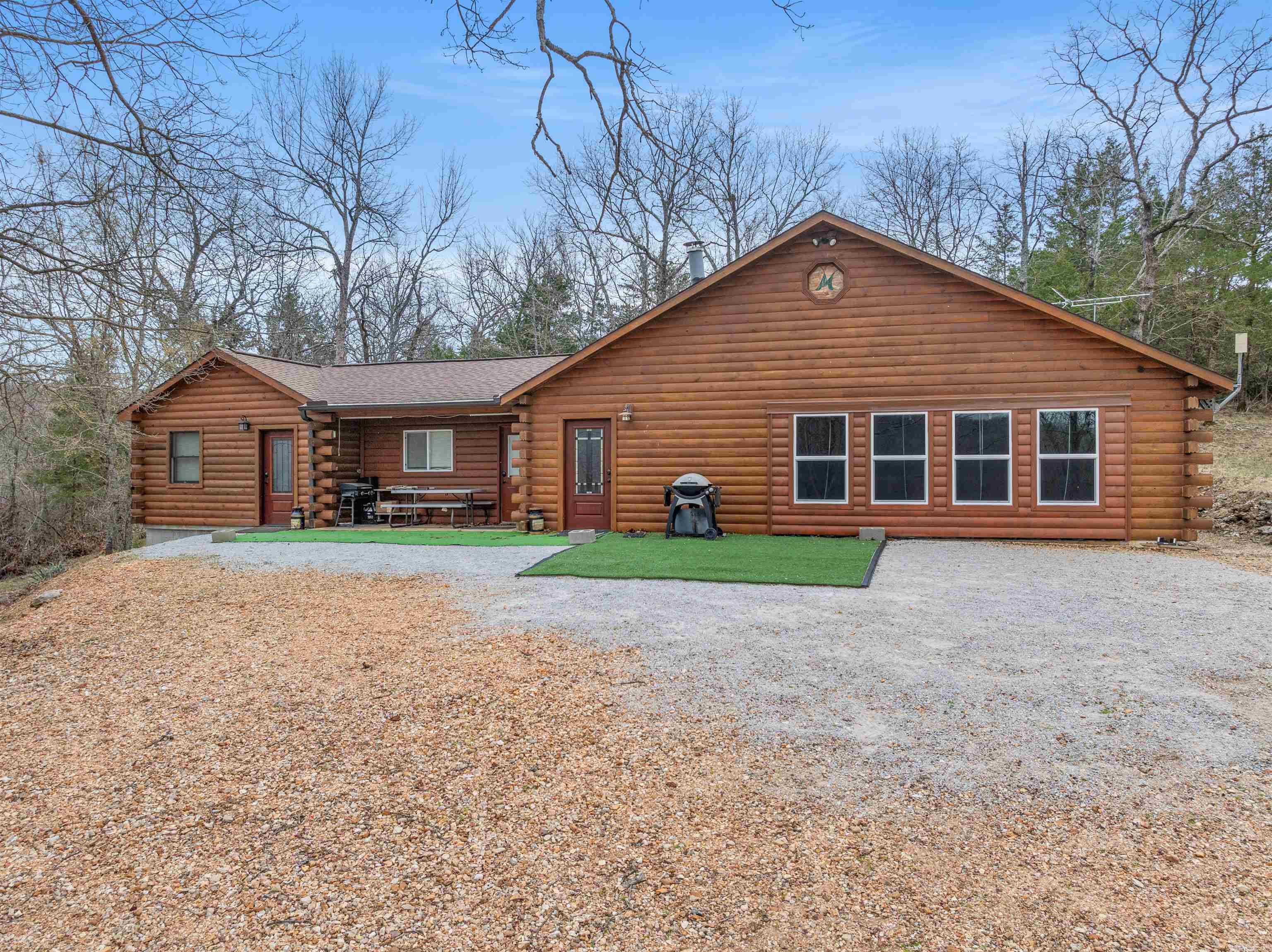381 Alabaster Lane Yellville, AR 72687