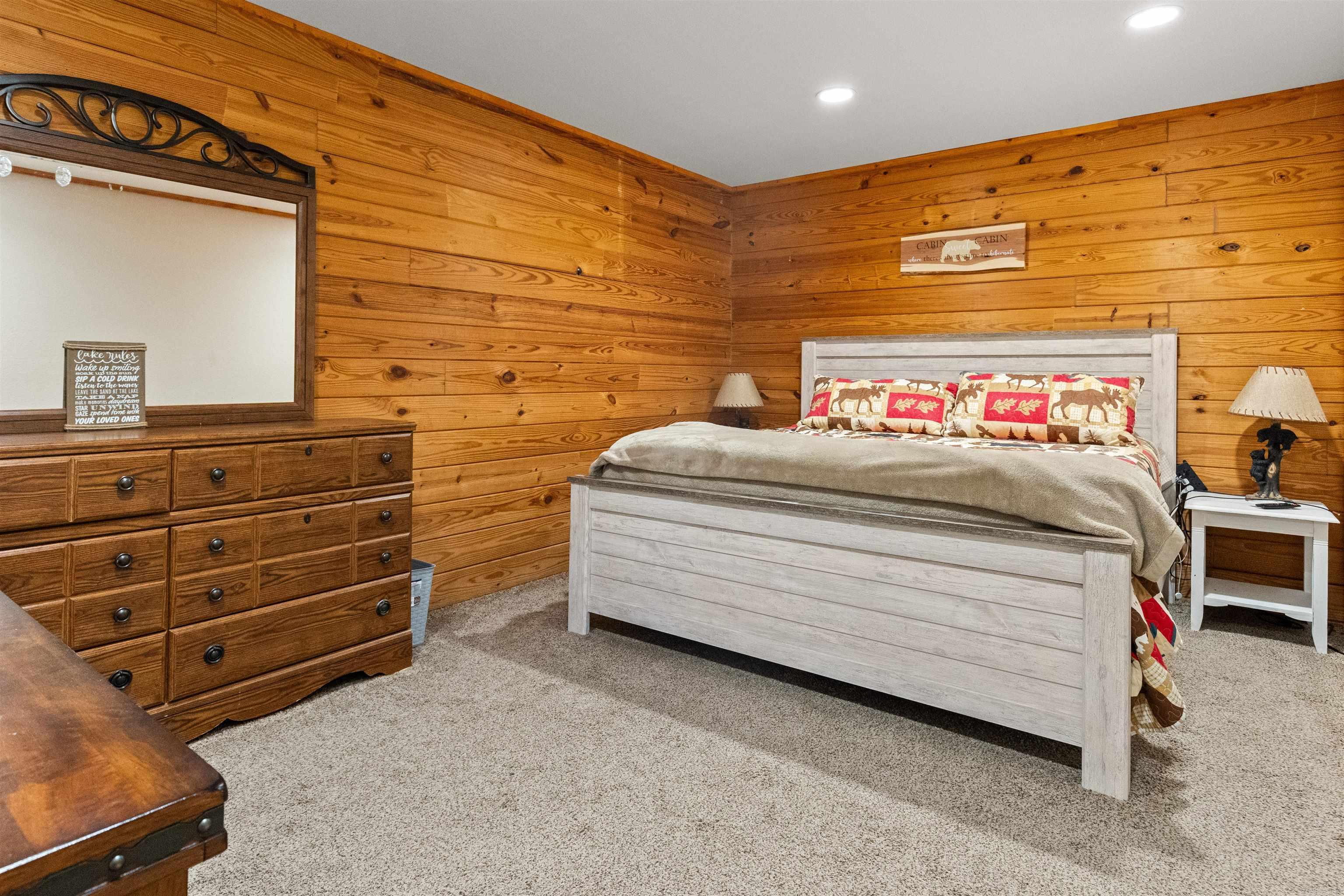 381 Alabaster Lane Yellville, AR 72687