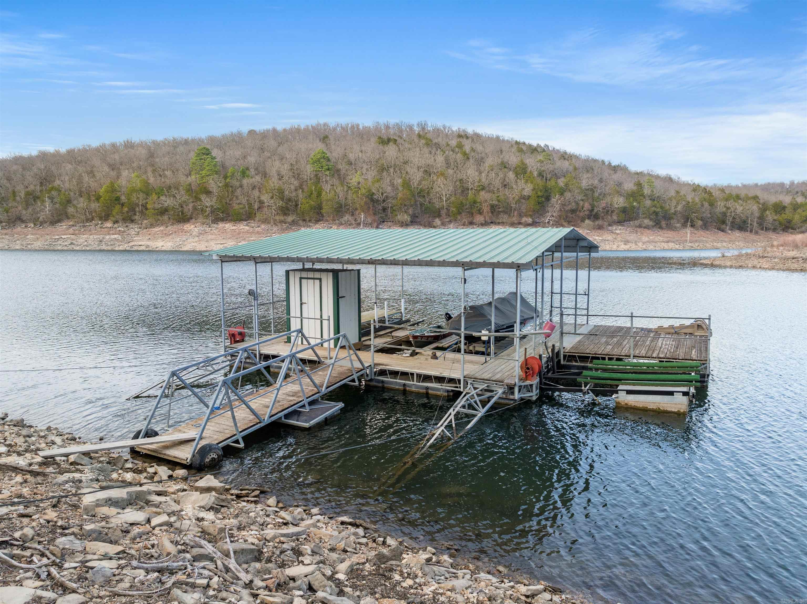 381 Alabaster Lane Yellville, AR 72687