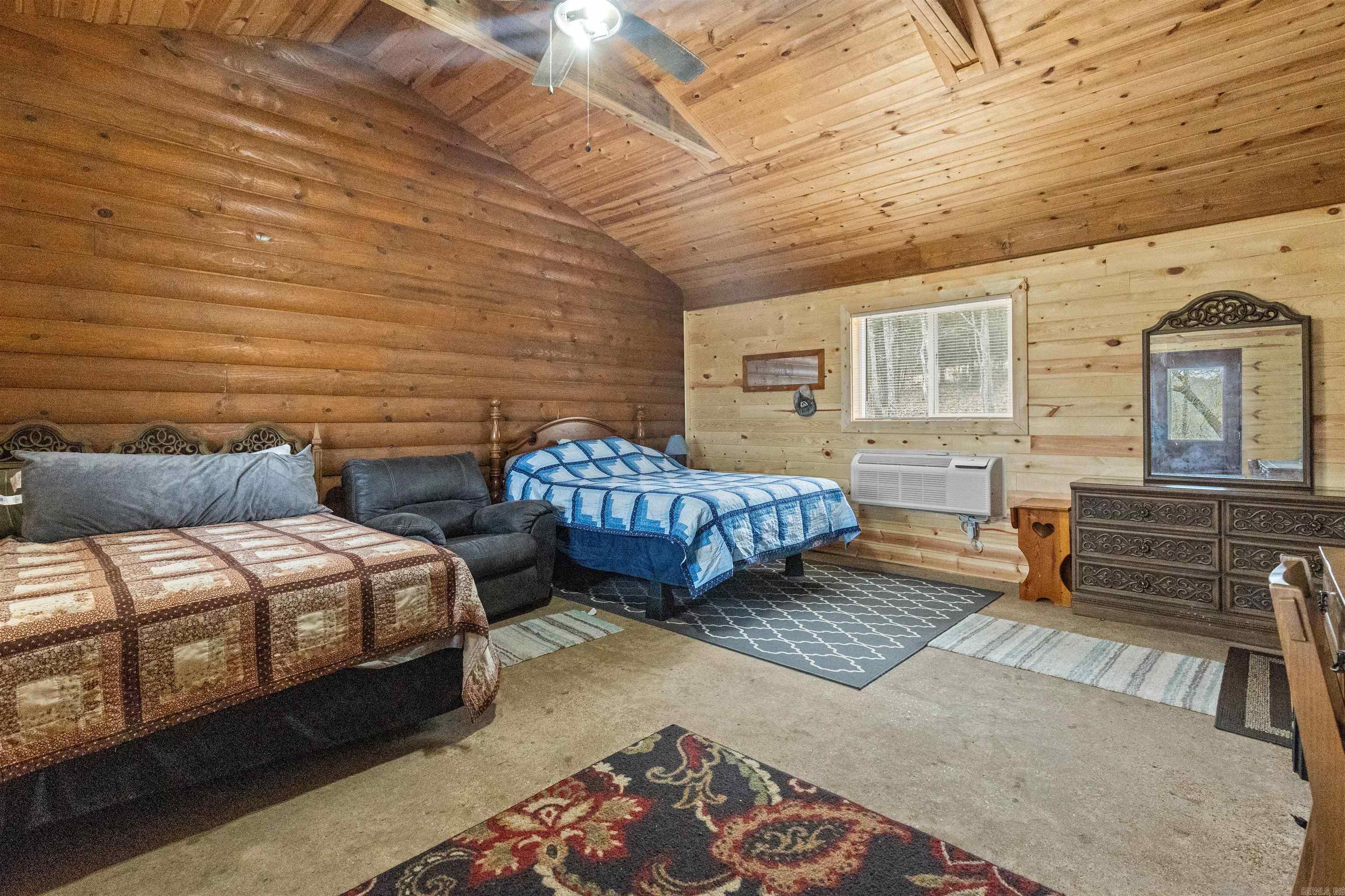 381 Alabaster Lane Yellville, AR 72687