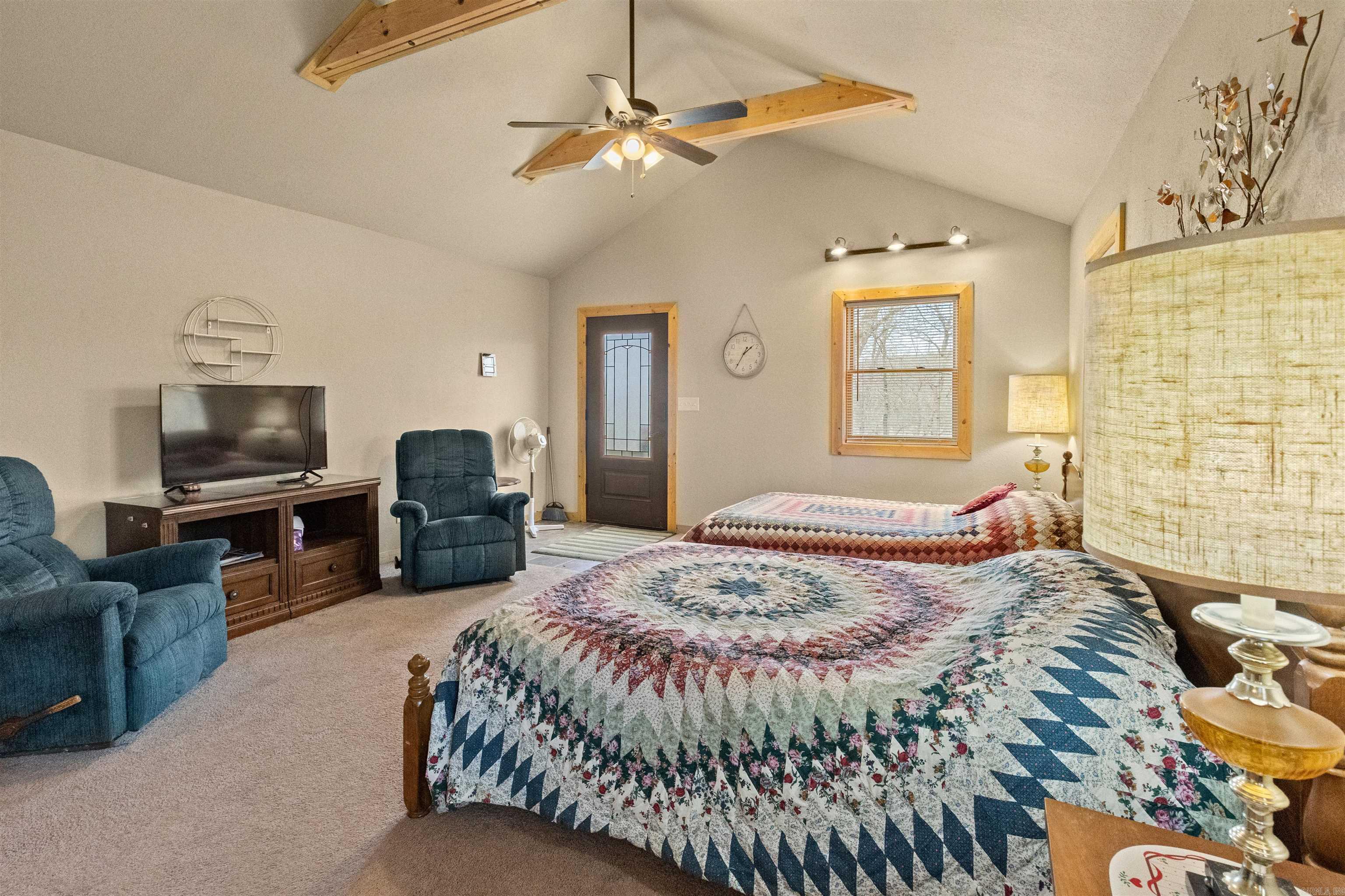 381 Alabaster Lane Yellville, AR 72687