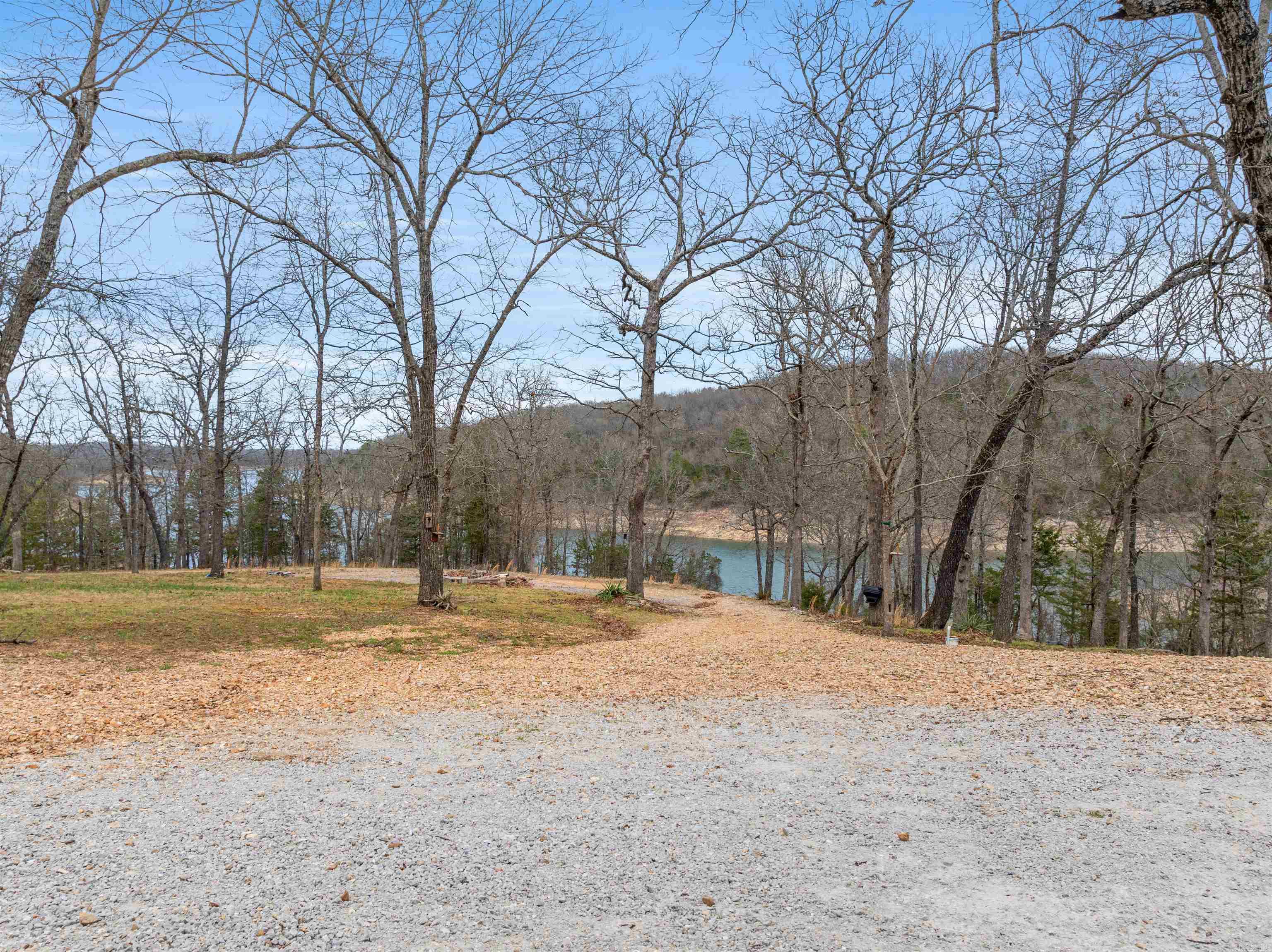381 Alabaster Lane Yellville, AR 72687