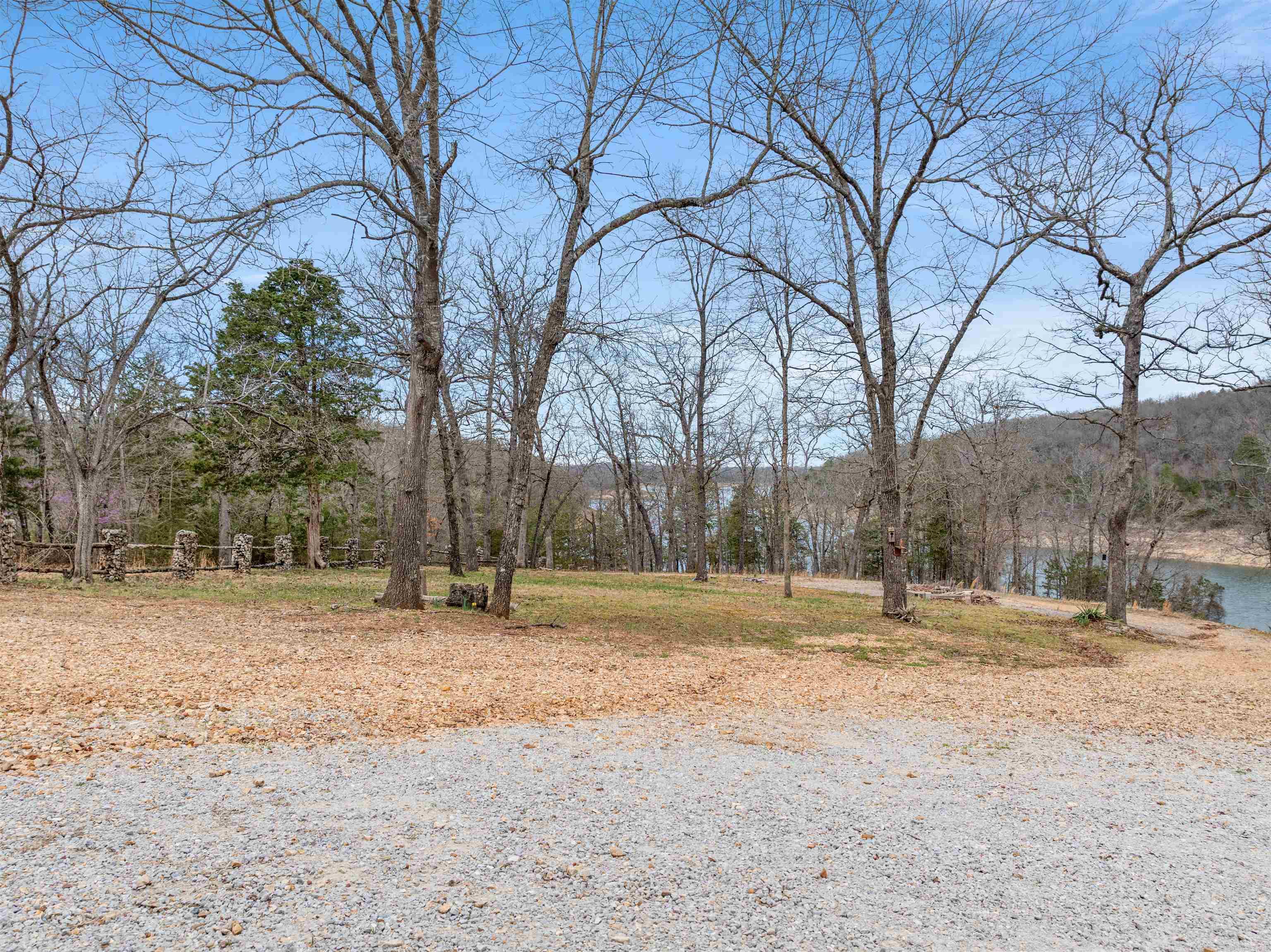 381 Alabaster Lane Yellville, AR 72687