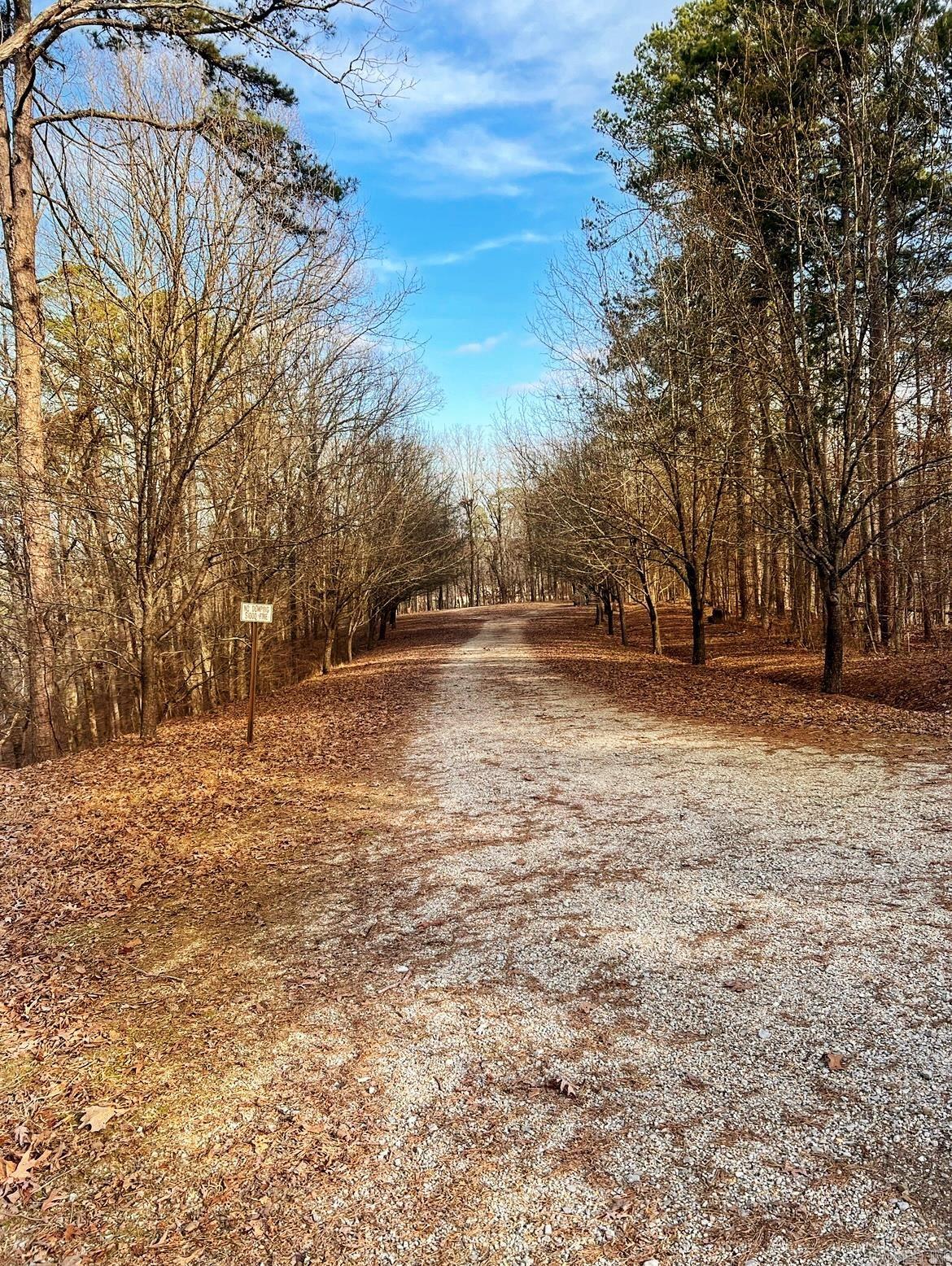 208  Avonshire  Hot Springs, AR