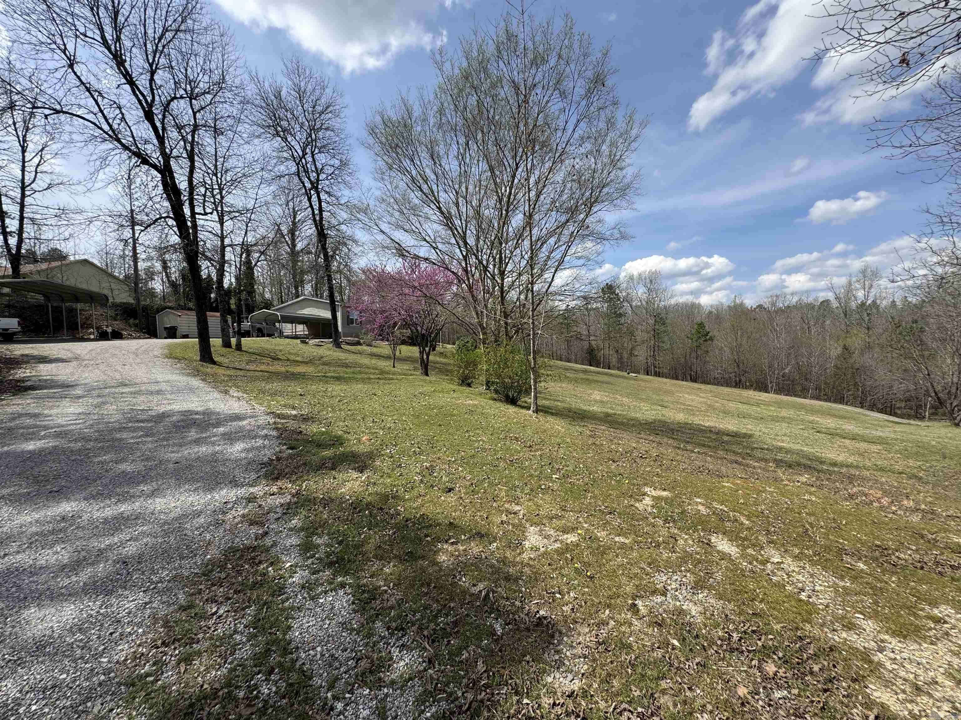 8135  Park  Fountain Lake, AR
