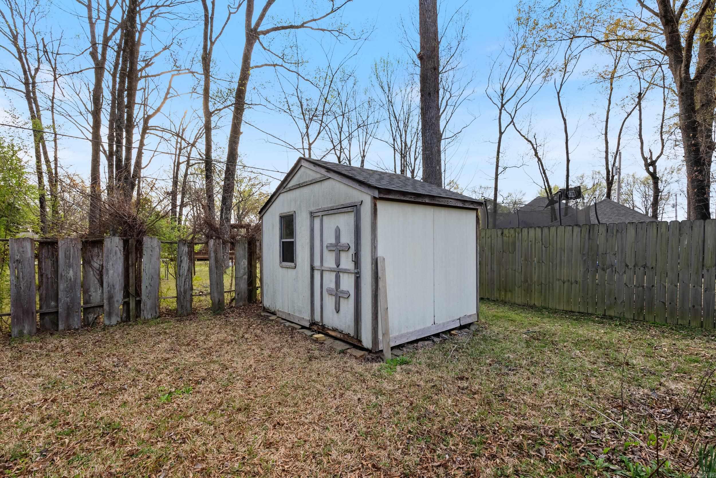 10  Deerwood Dr  Conway, AR