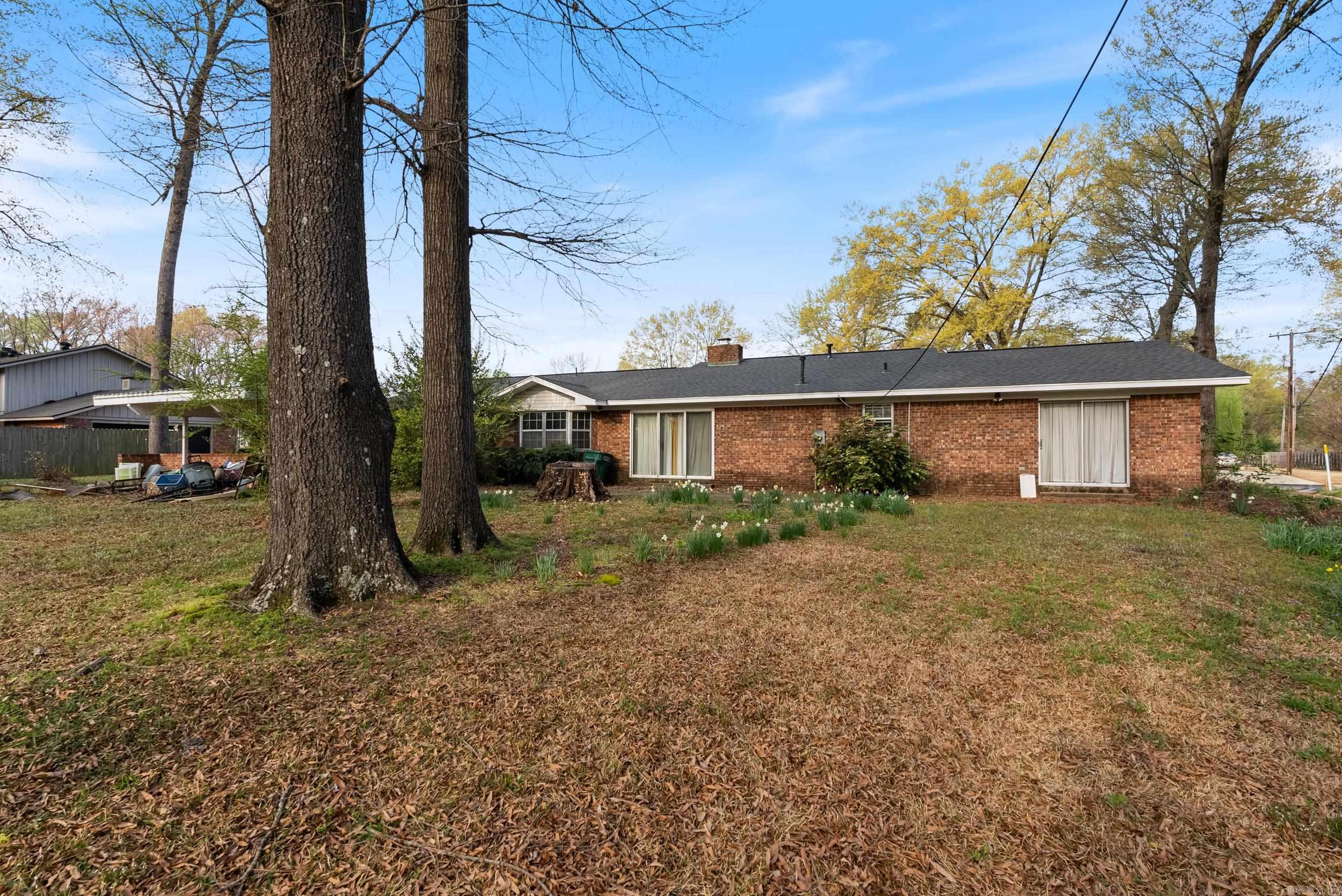 10  Deerwood Dr  Conway, AR