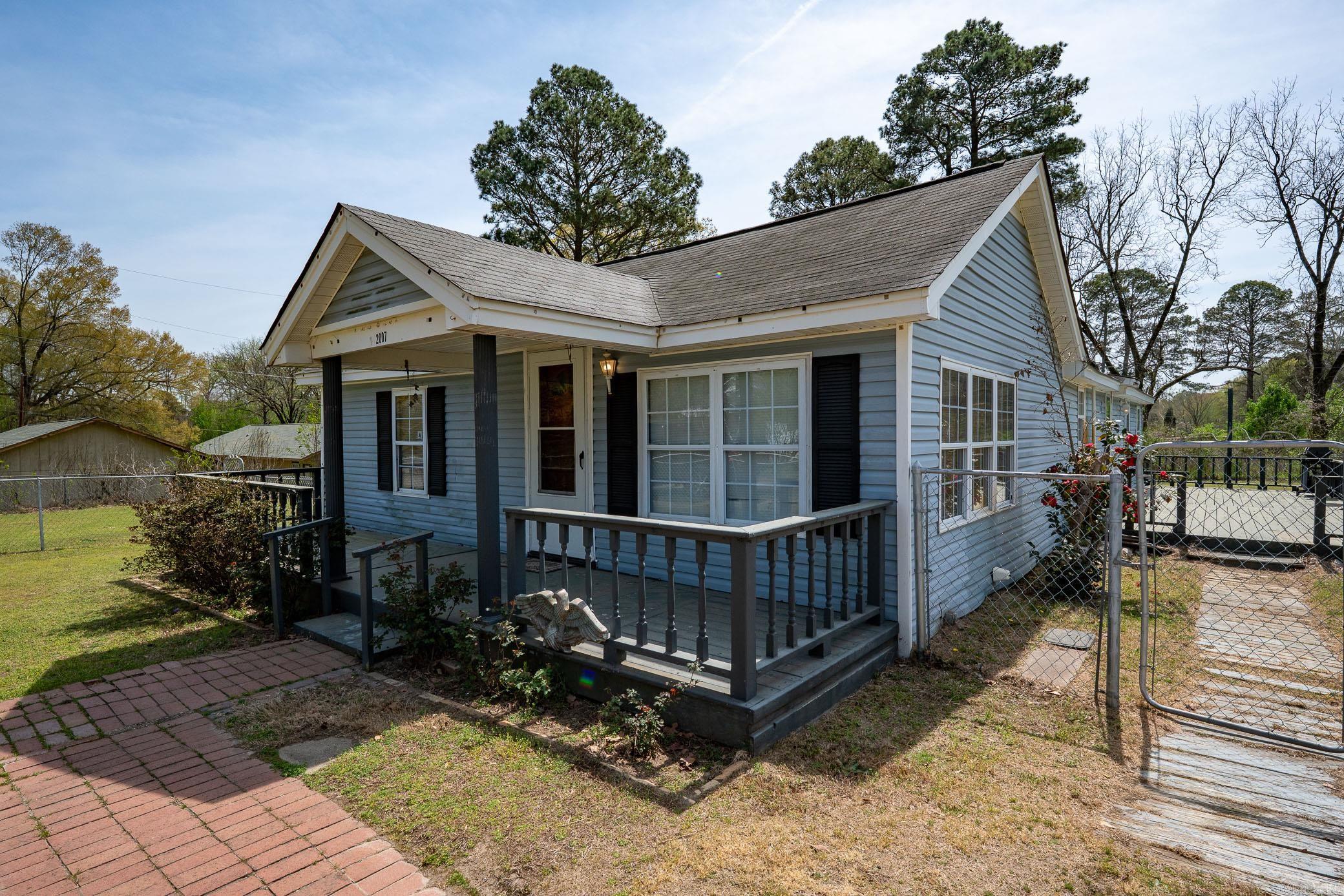 2007  Robert E Lee  Malvern, AR