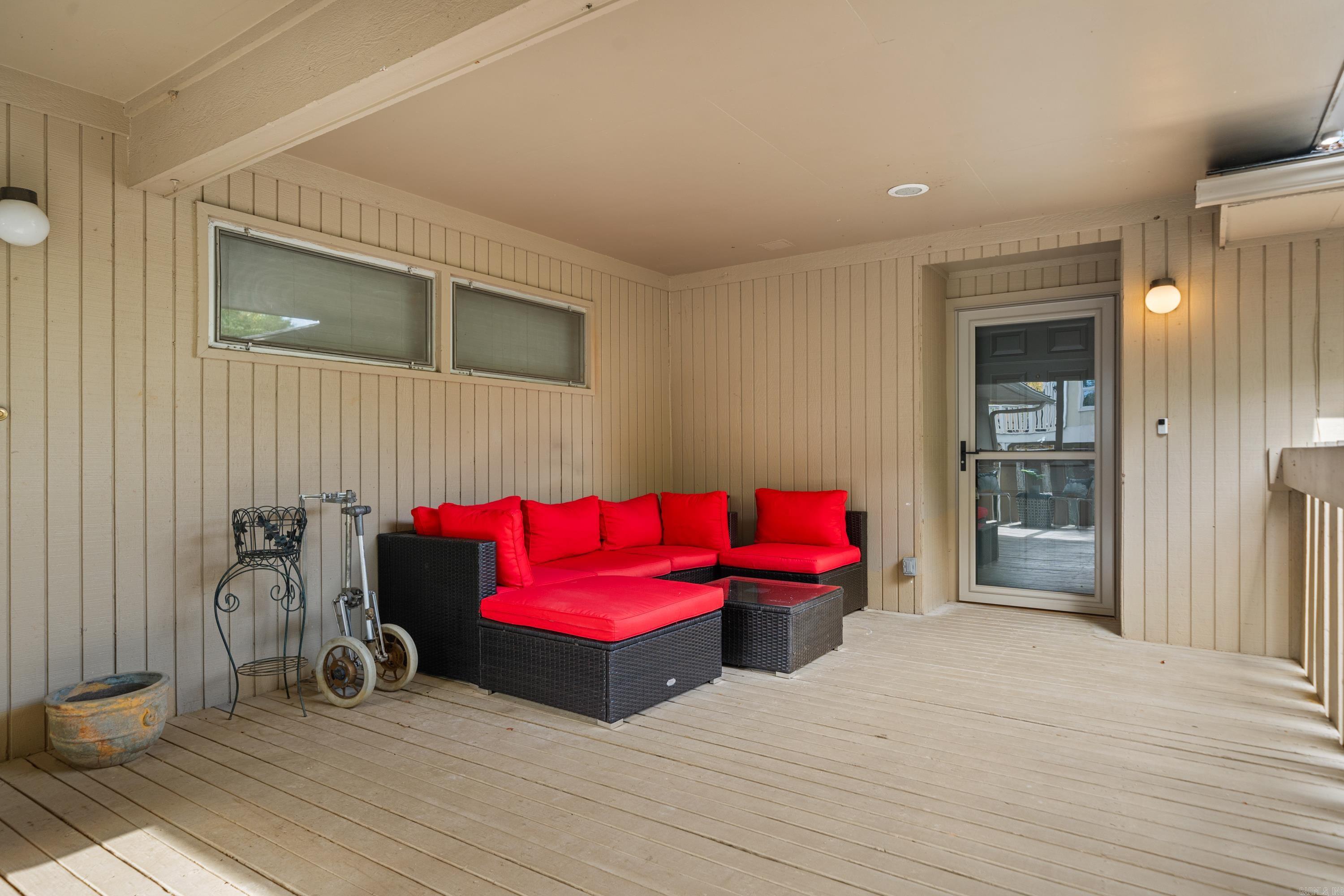 100 Bayou Point Hot Springs, AR 71913