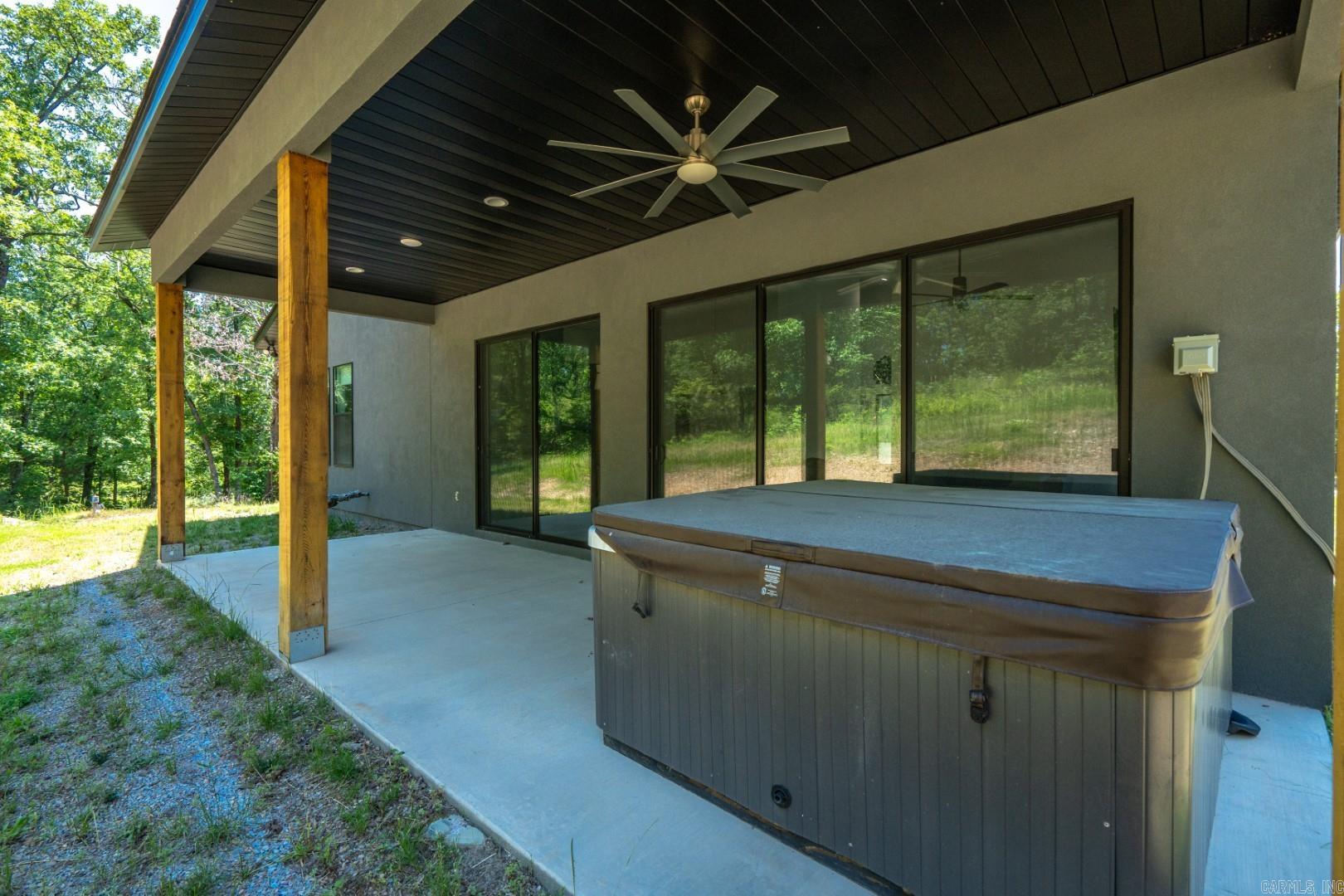 1221  Cedarglade Road  Hot Springs, AR