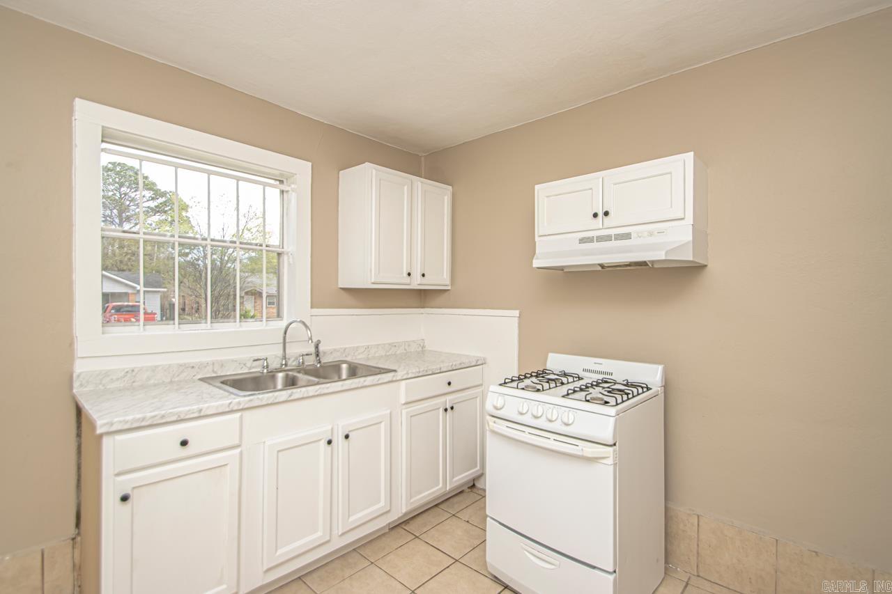 2712  Boulevard  Little Rock, AR