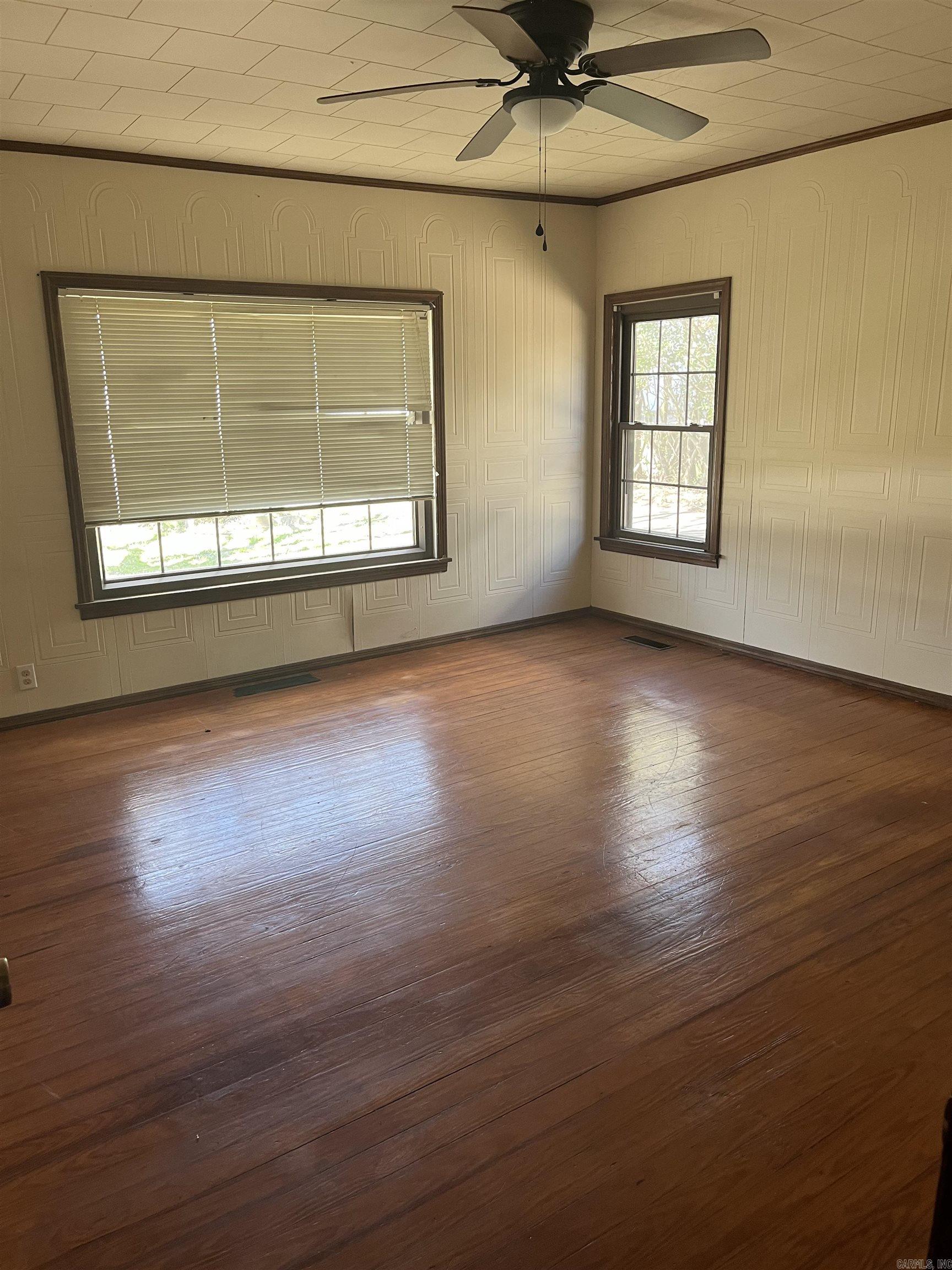 204 S 3RD  Glenwood, AR