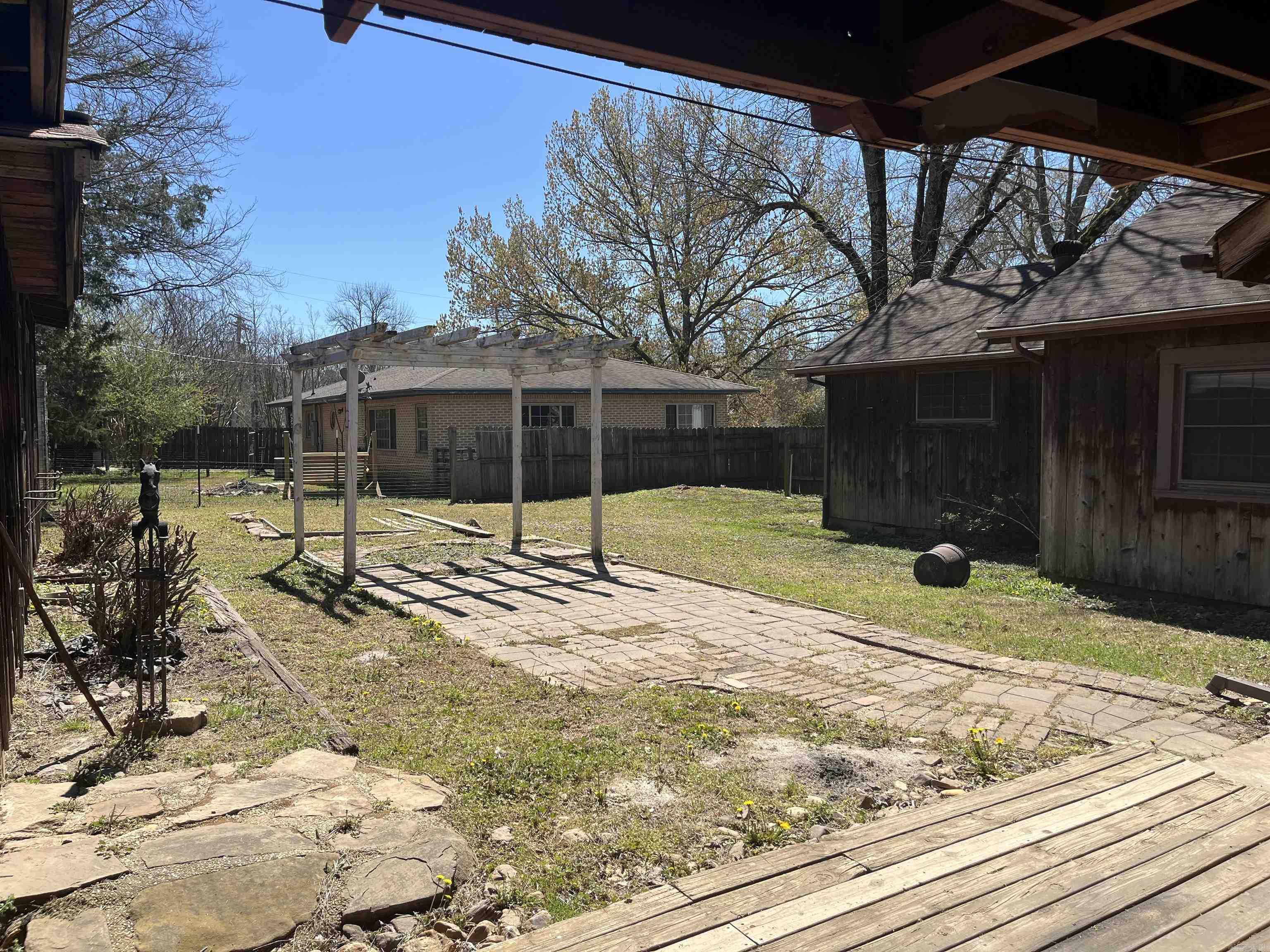 204 S 3RD  Glenwood, AR