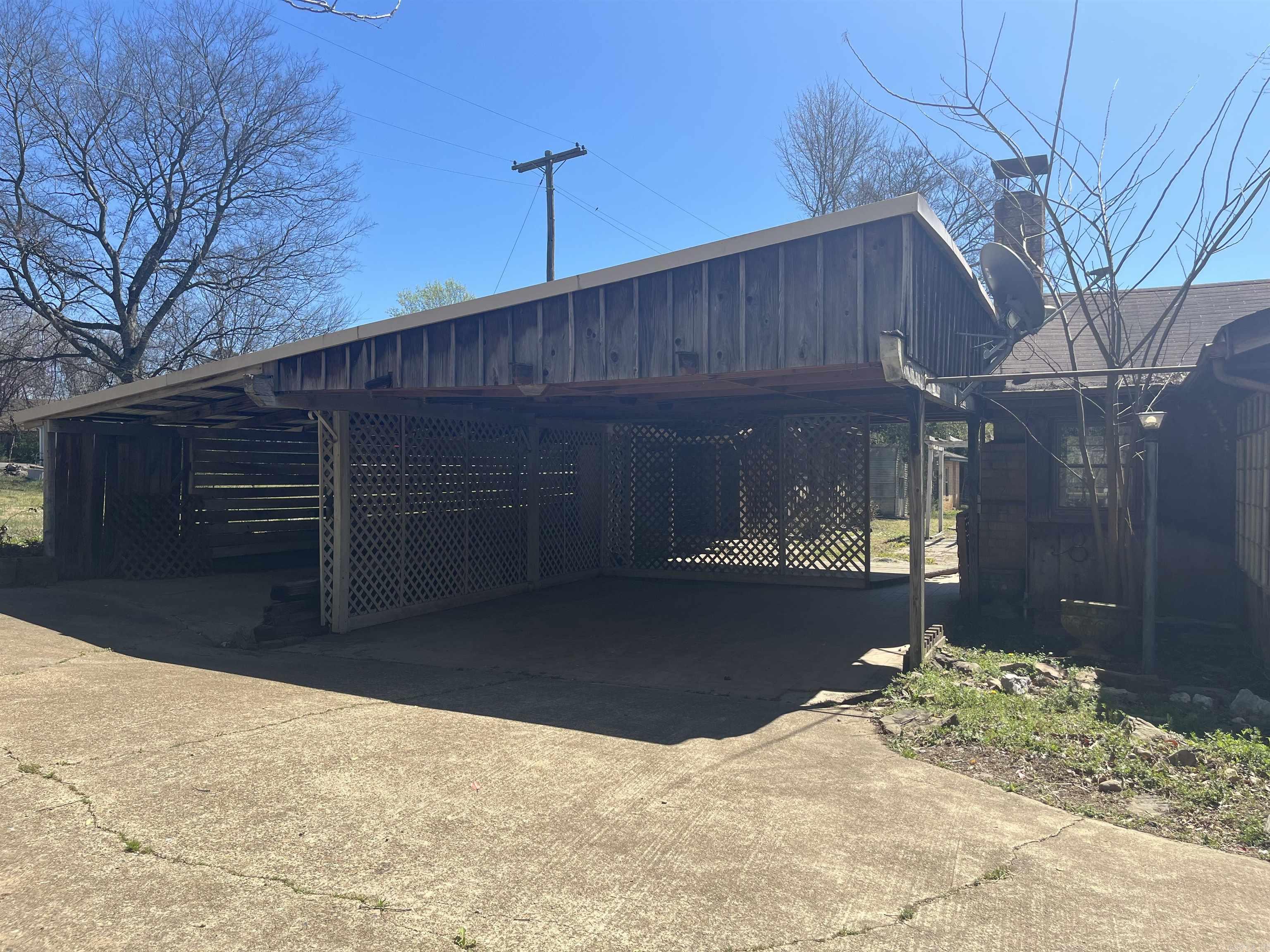 204 S 3RD  Glenwood, AR
