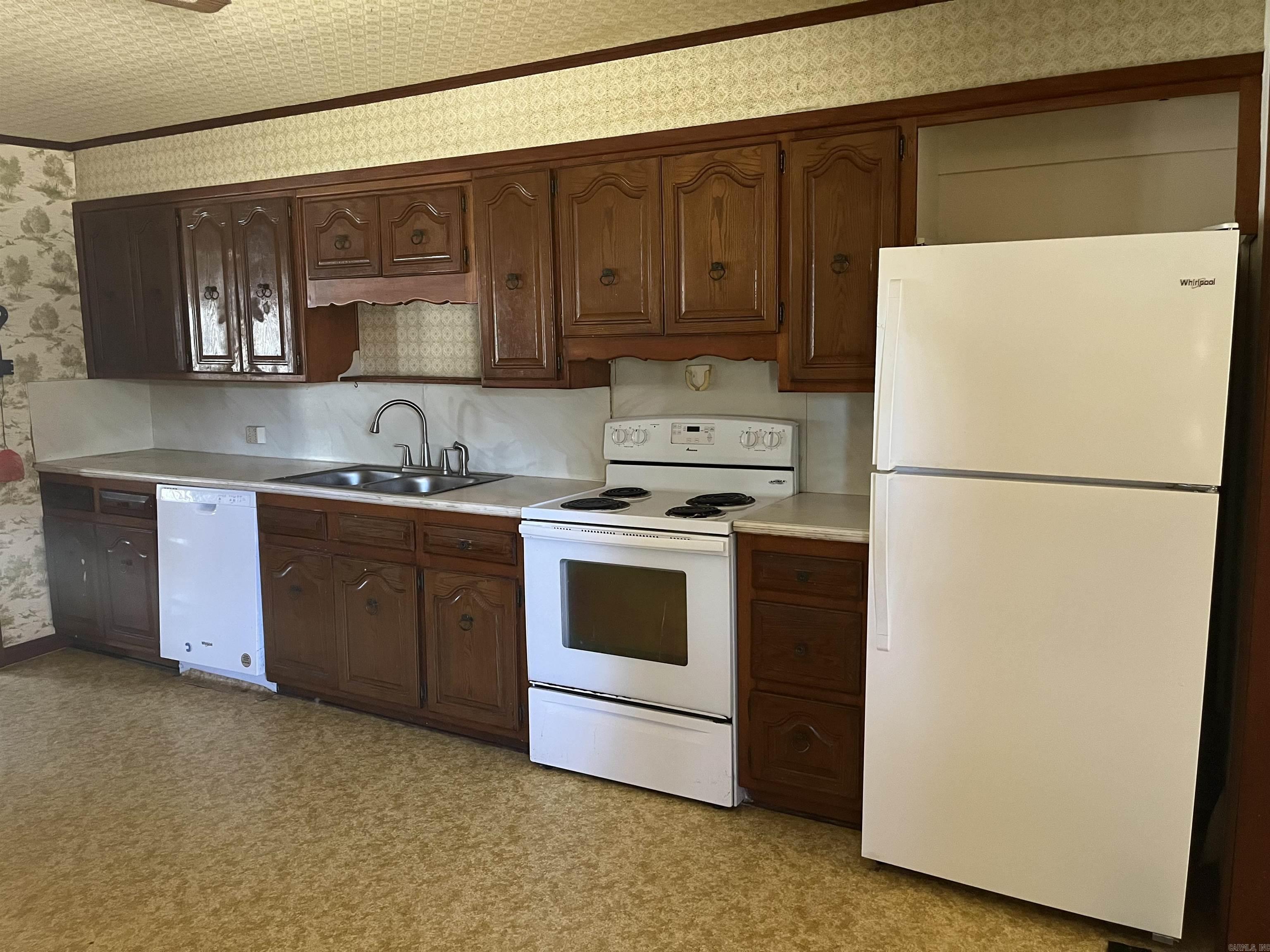 204 S 3RD  Glenwood, AR
