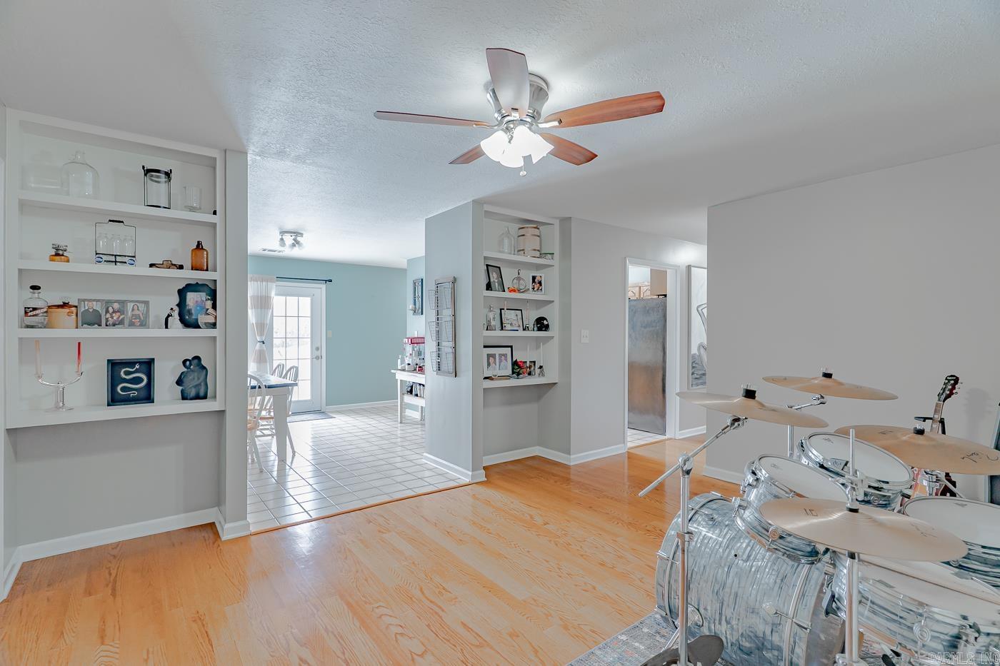 2812  Finch  Paragould, AR