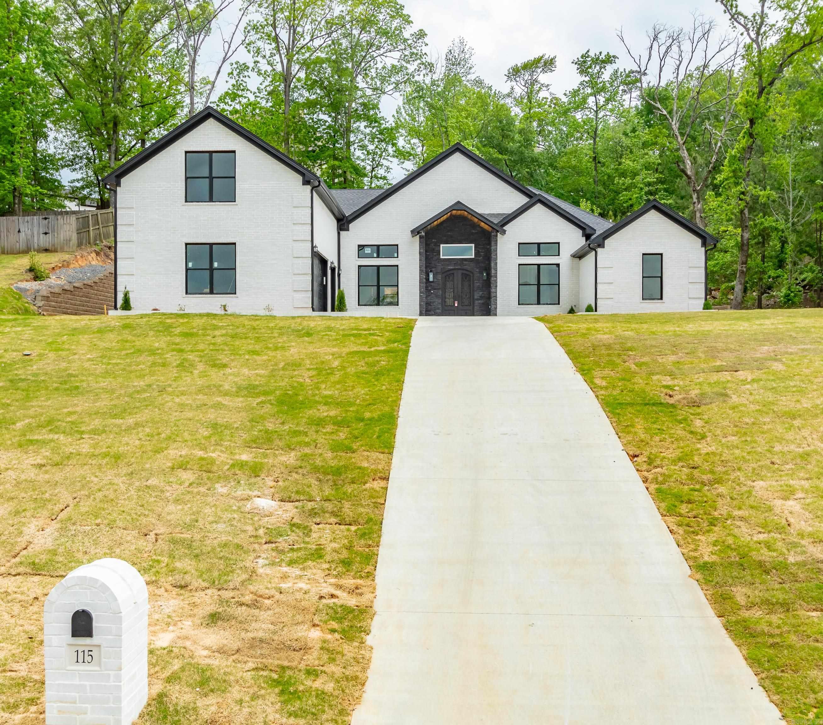 115  NAVAJO  Maumelle, AR