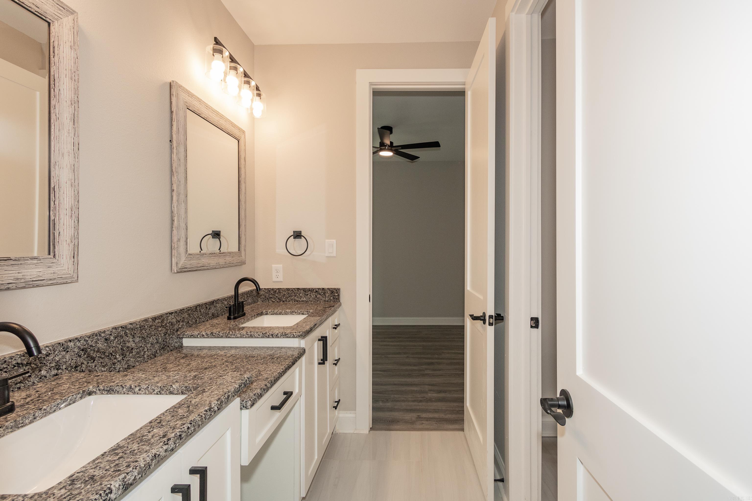 115  NAVAJO  Maumelle, AR