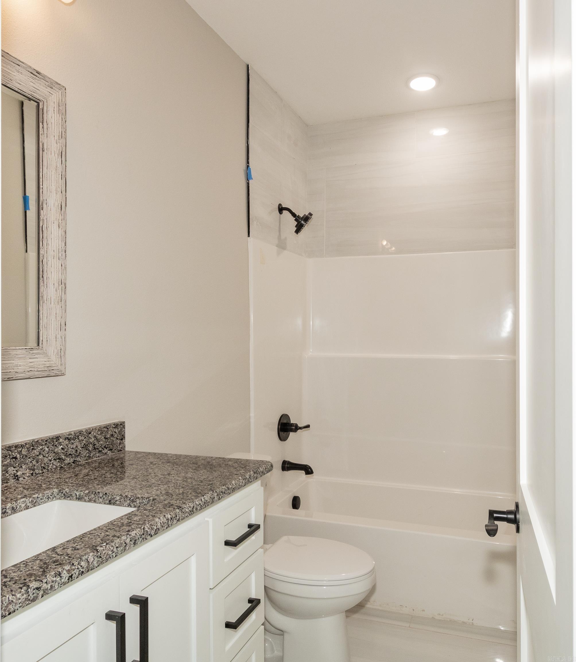115  NAVAJO  Maumelle, AR