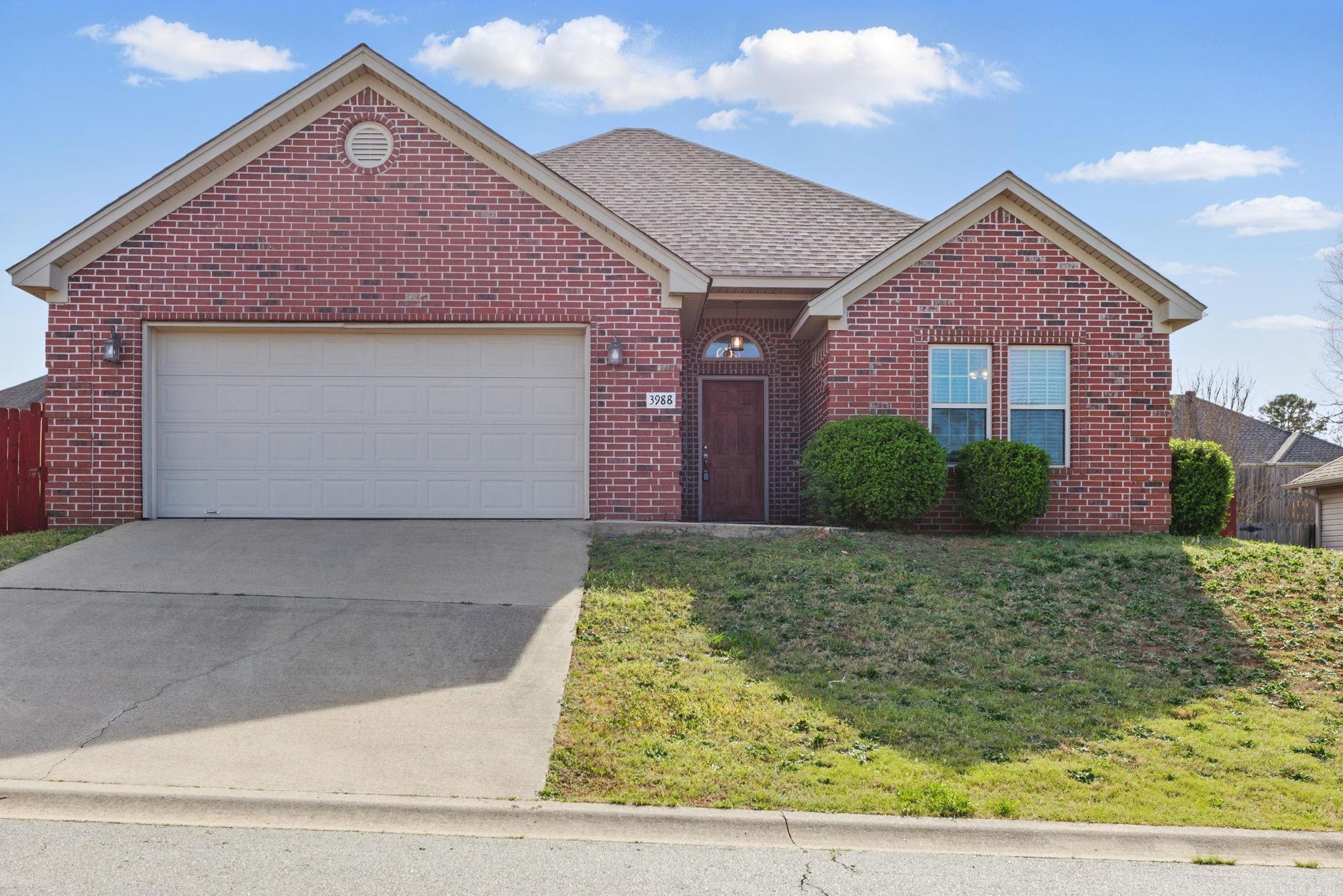 3988 Mountain Crest Circle