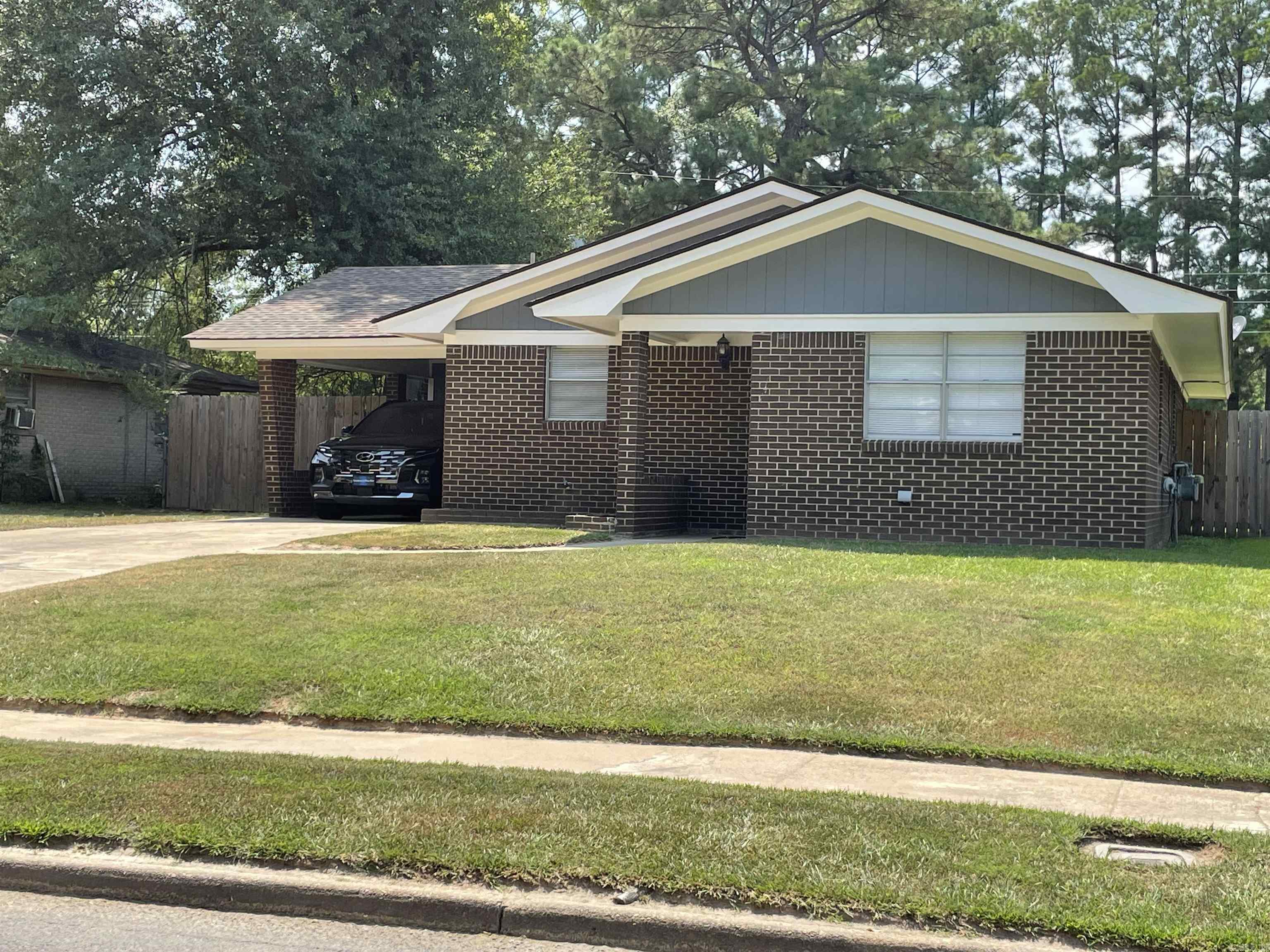 2304 Dianne  Pine Bluff, AR