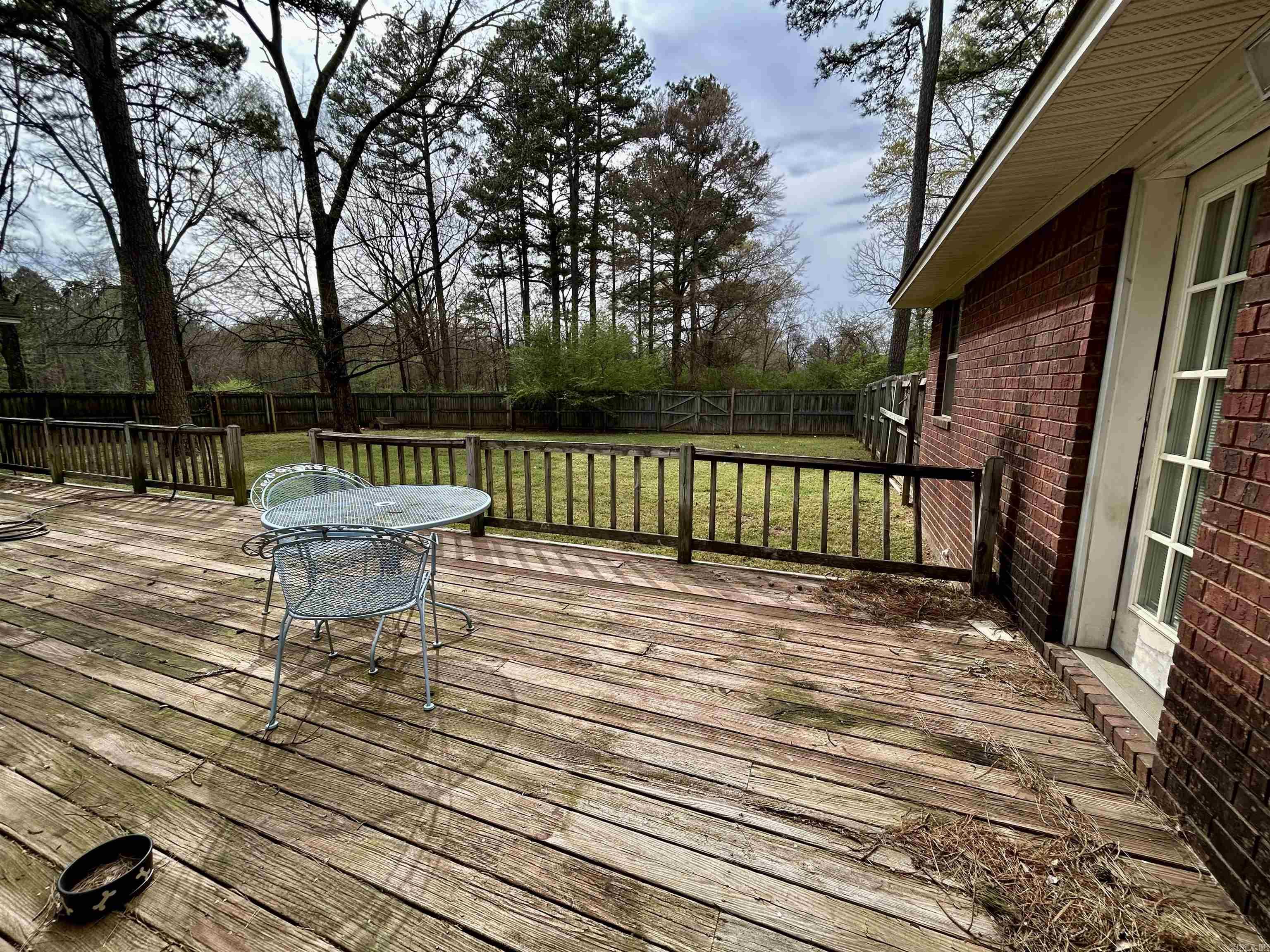 33 Violet Lane Russellville, AR 72802