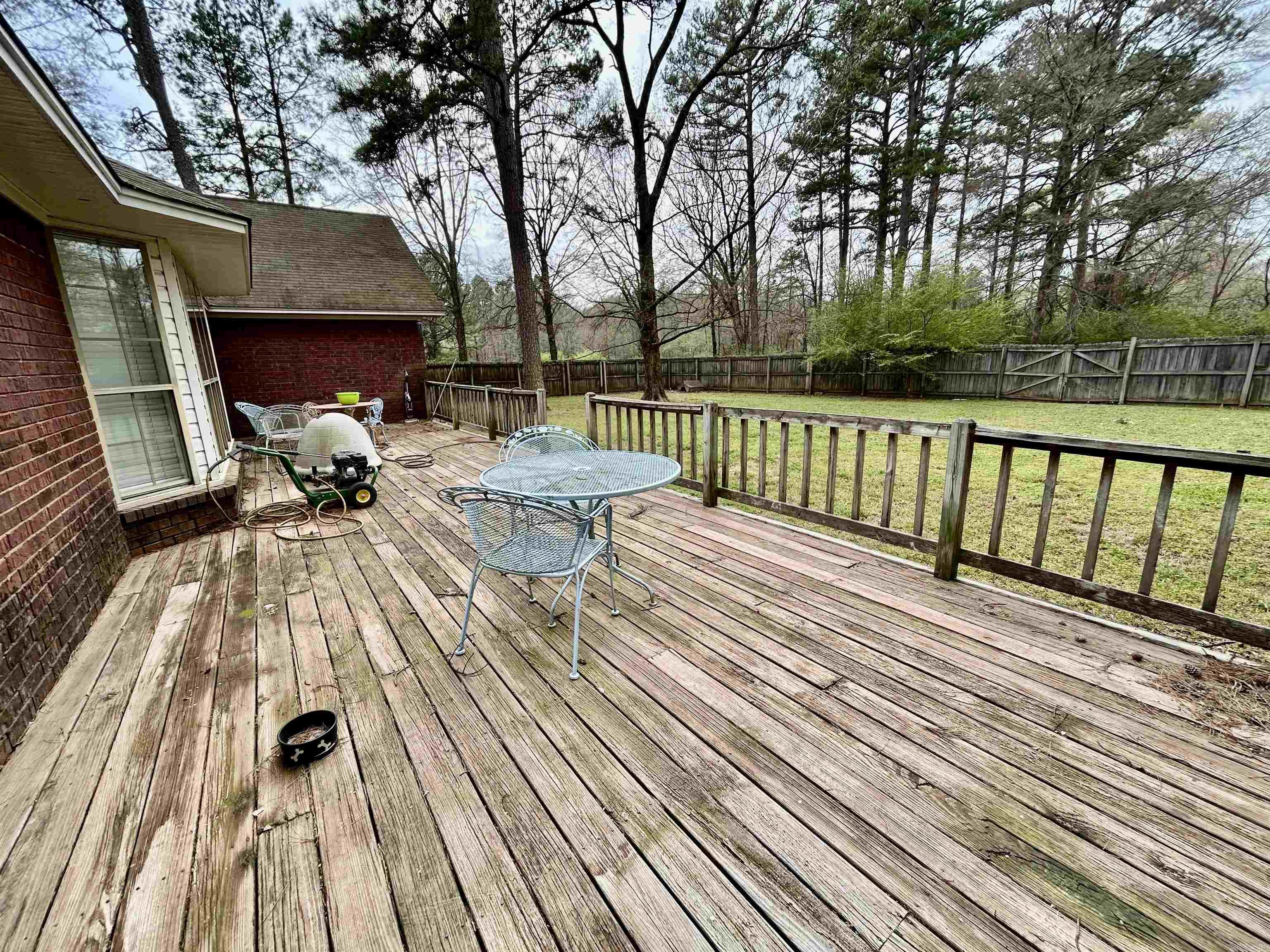 33 Violet Lane Russellville, AR 72802