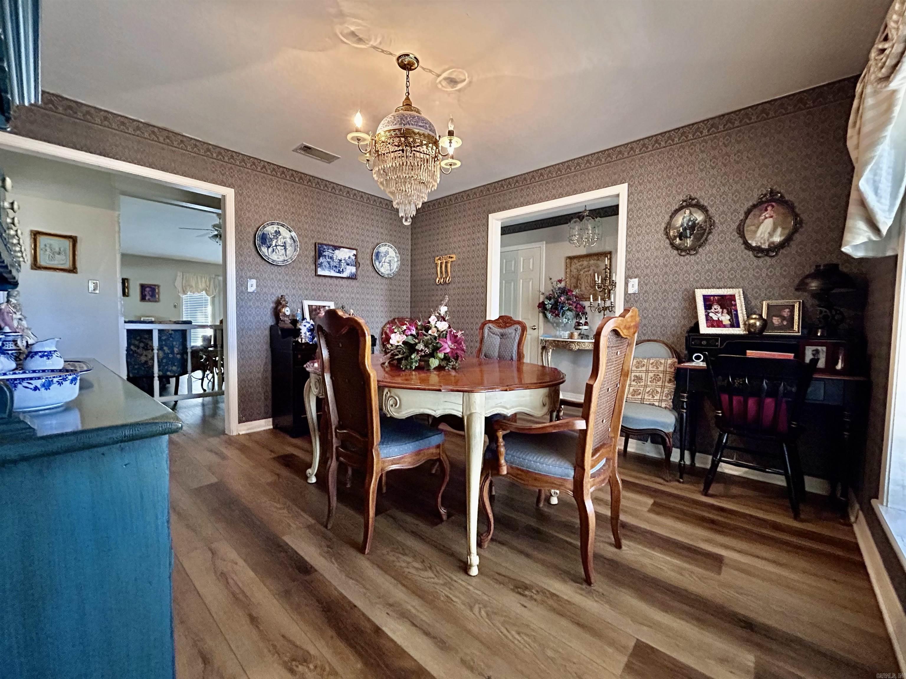 33 Violet Lane Russellville, AR 72802