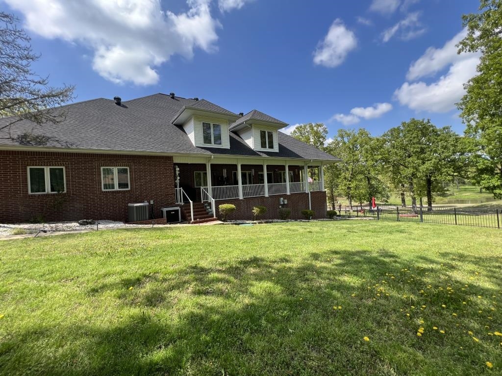 414  Airpark  Horseshoe Bend, AR