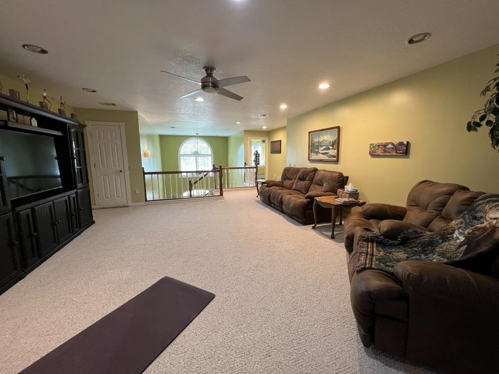 414  Airpark  Horseshoe Bend, AR