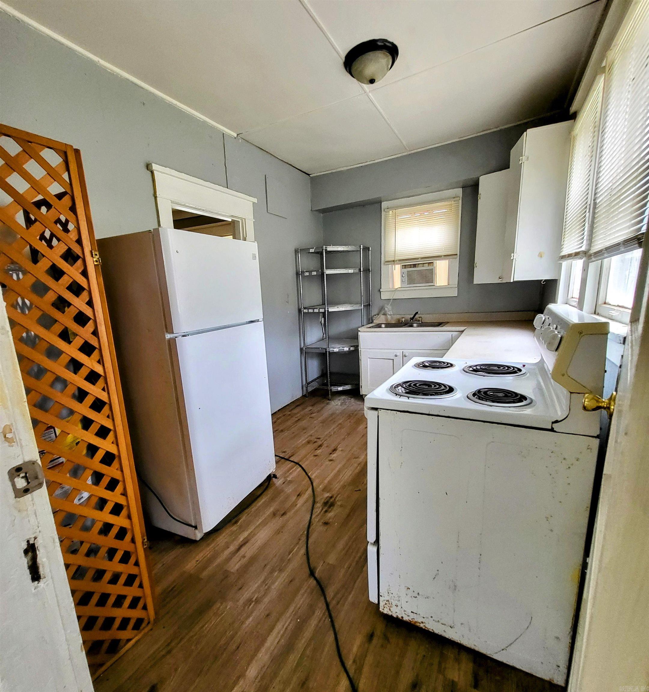317 E Elm  Prescott, AR