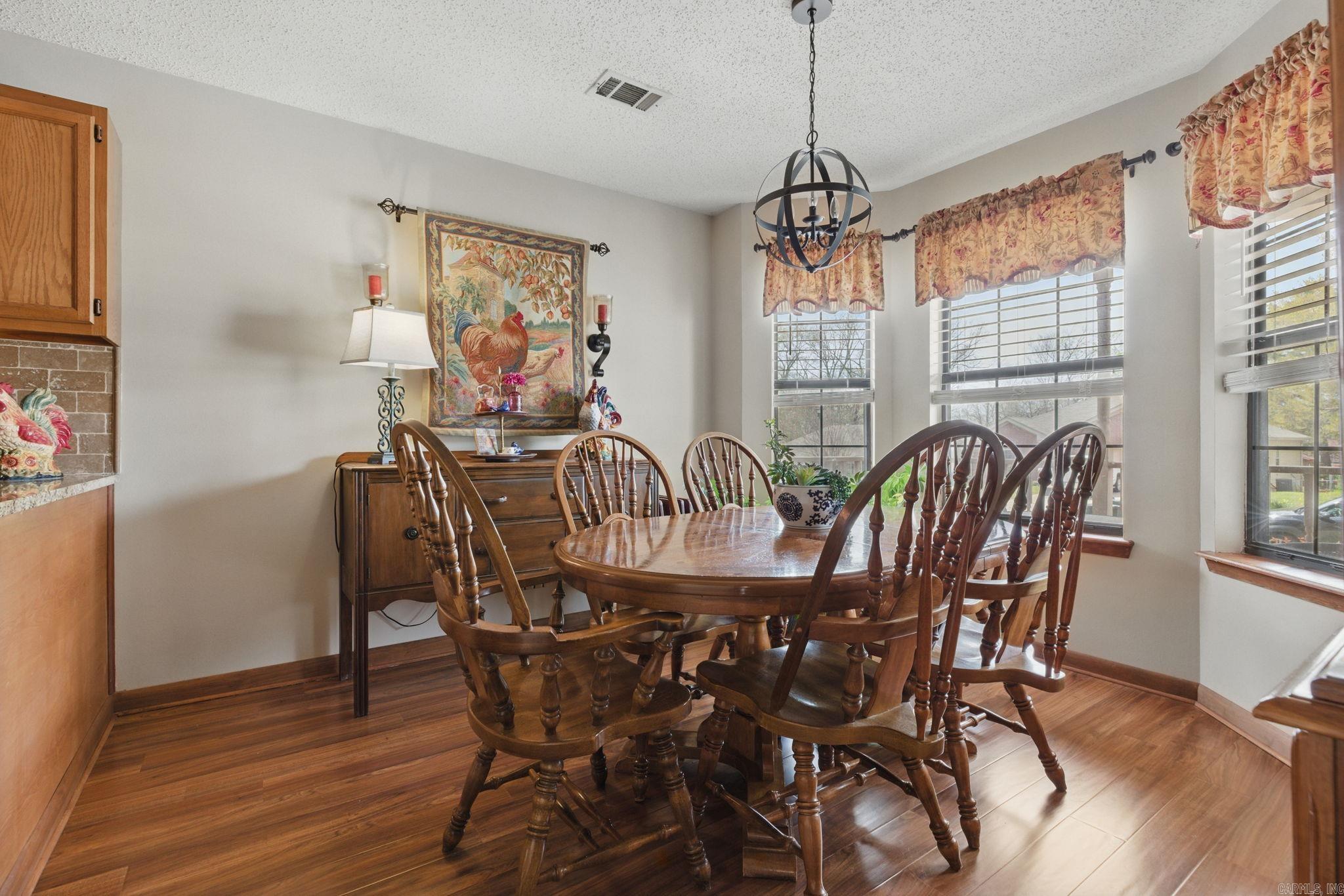 3  Redleaf Cir  Little Rock, AR