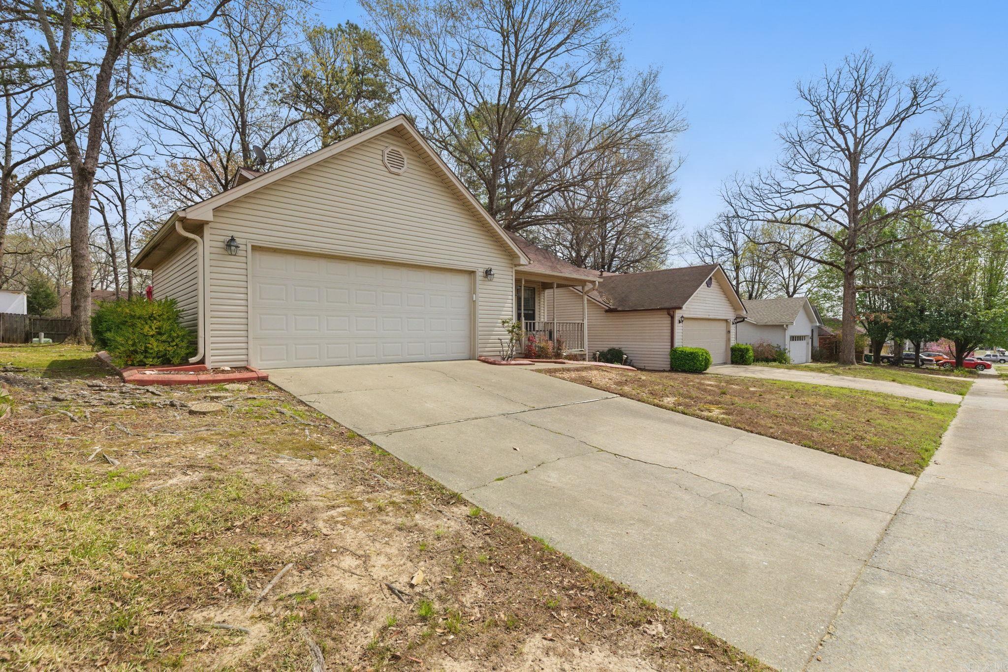 3  Redleaf Cir  Little Rock, AR