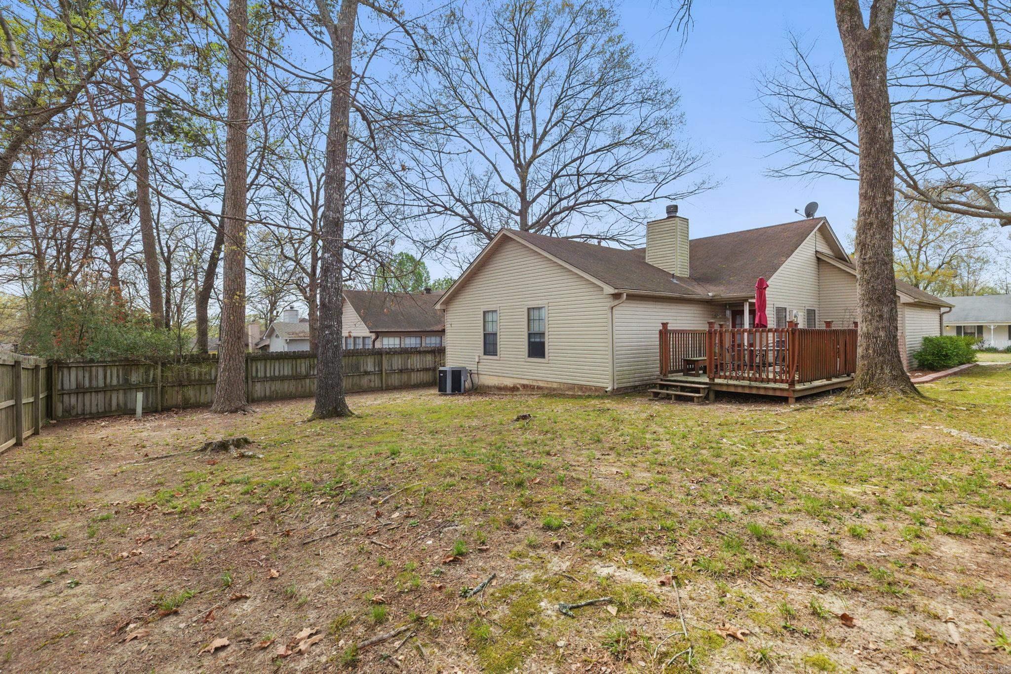 3  Redleaf Cir  Little Rock, AR