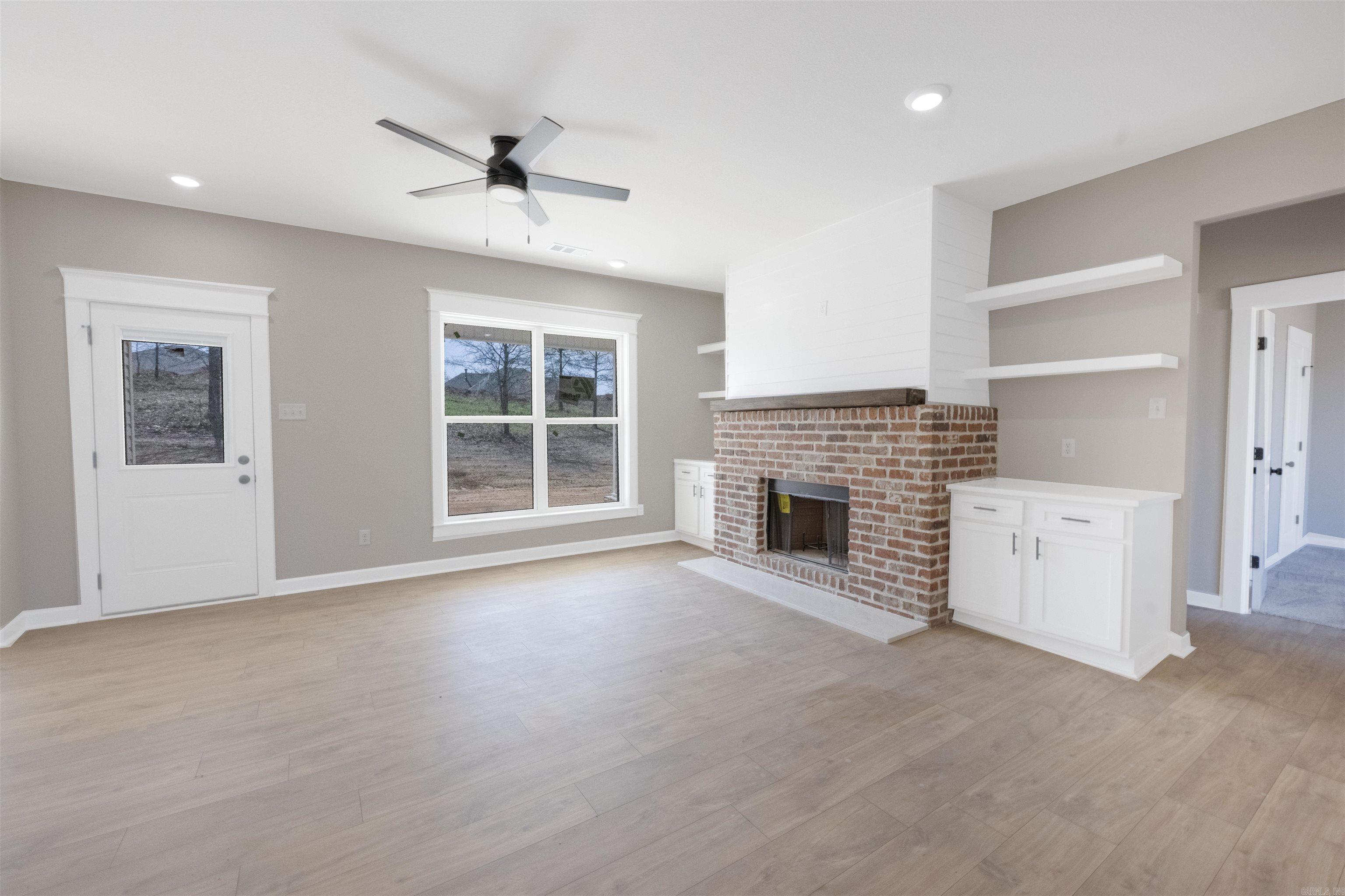 1017  Creekwood  Bauxite, AR