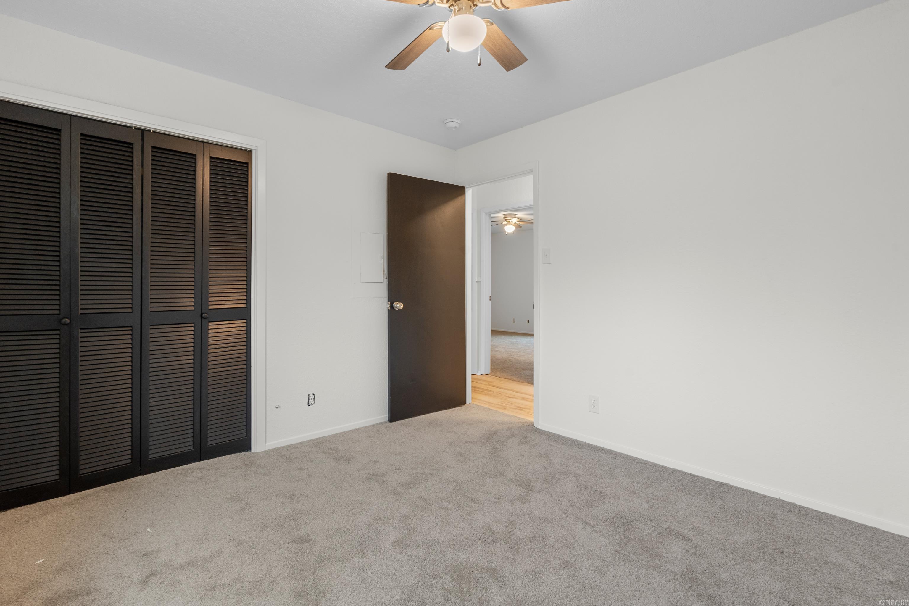 204  Gladstone  Hot Springs, AR