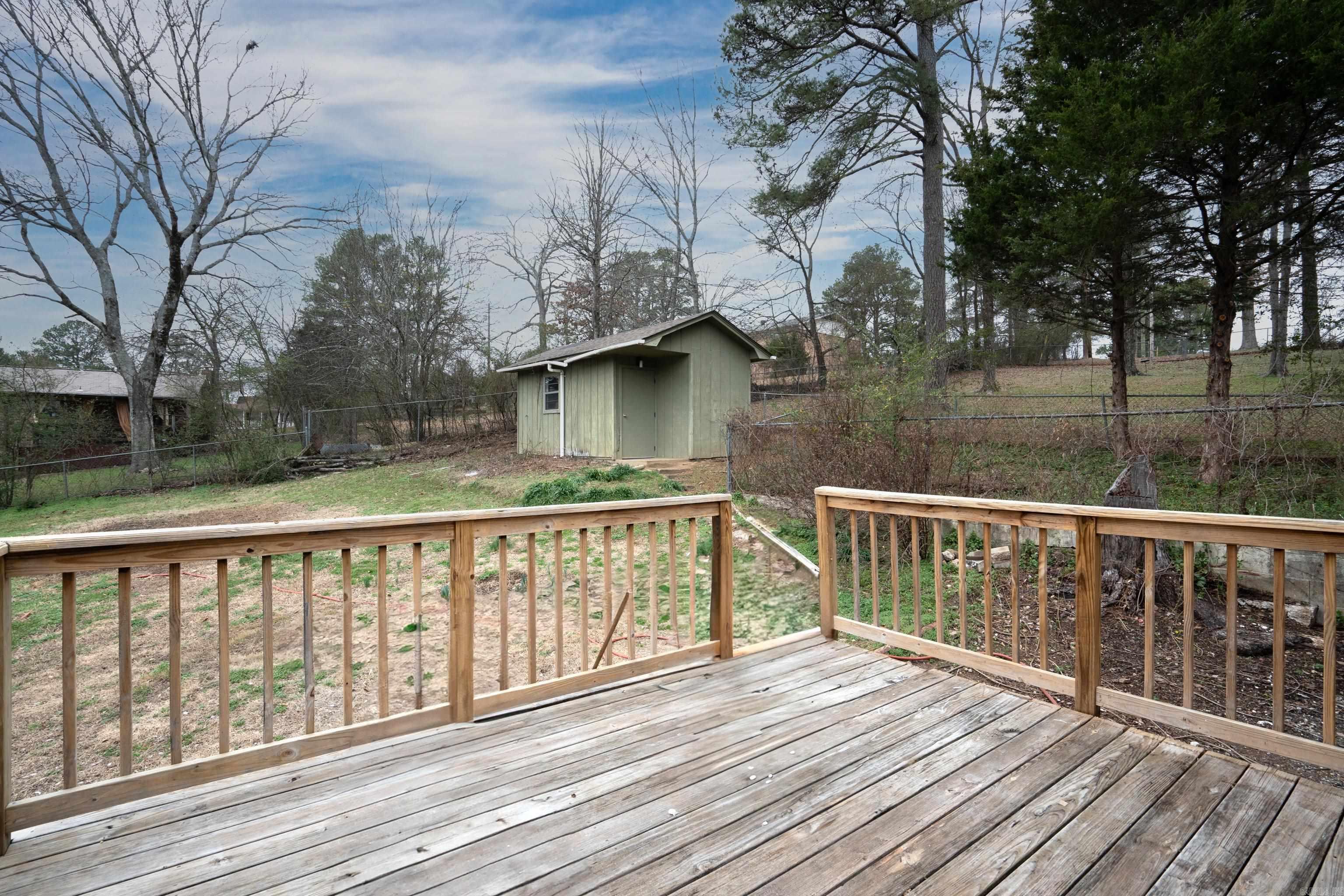 204  Gladstone  Hot Springs, AR
