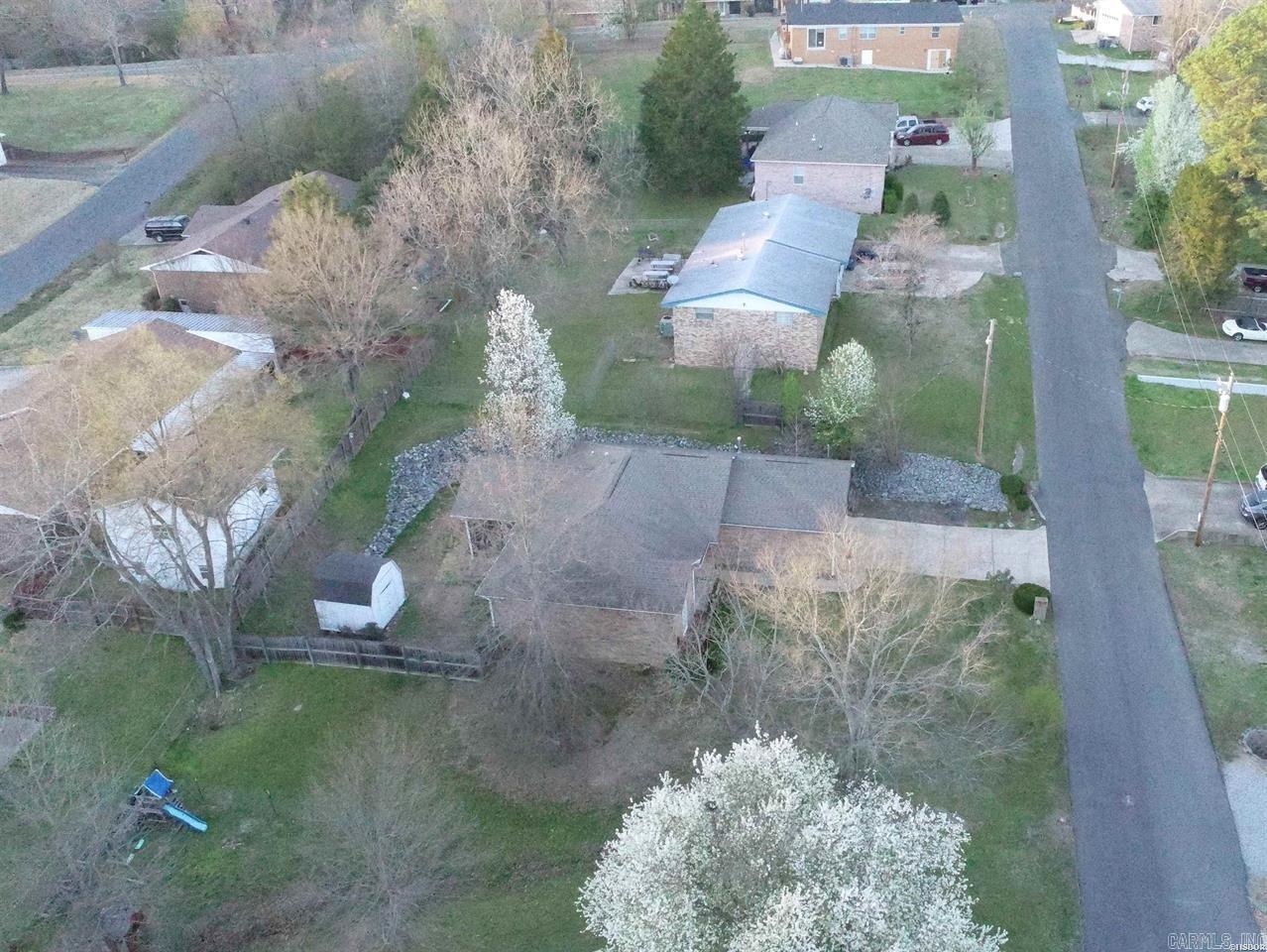 209  Gladstone  Hot Springs, AR