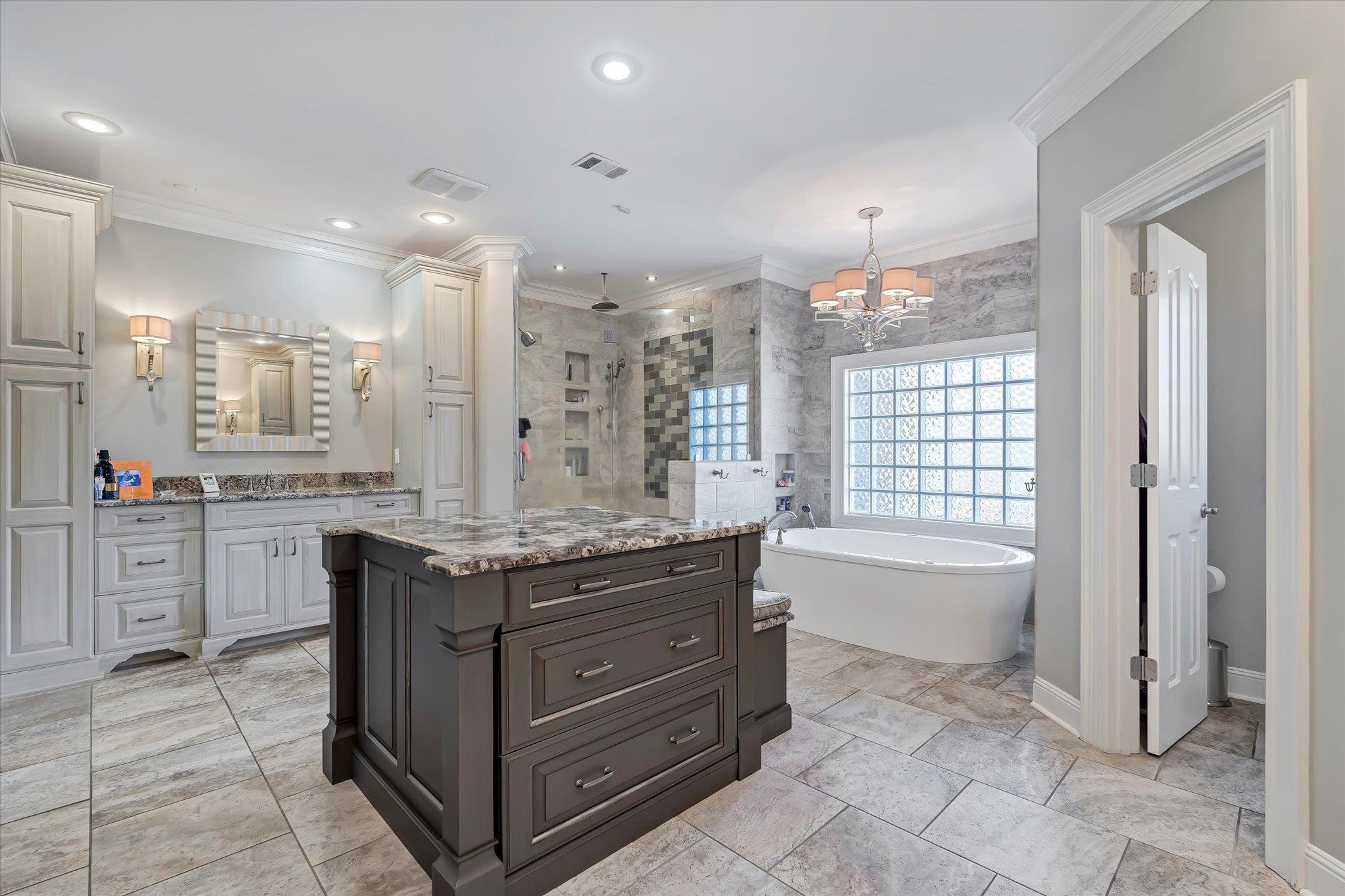 2707  RidgePointe  Jonesboro, AR