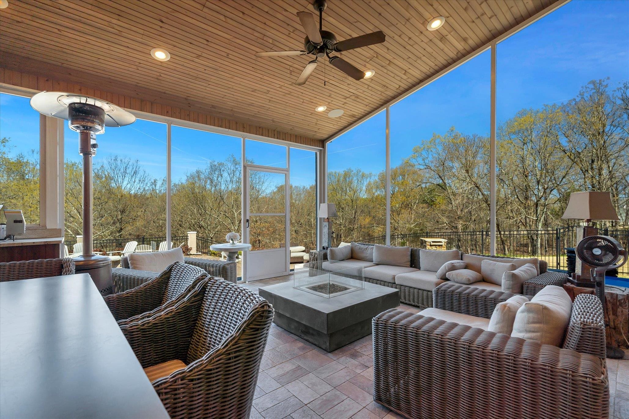 2707  RidgePointe  Jonesboro, AR