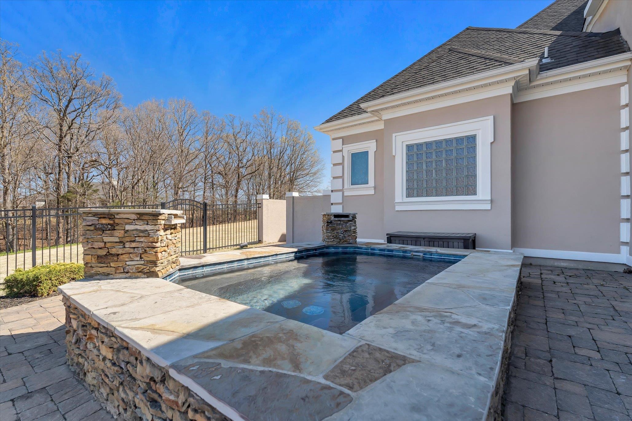 2707  RidgePointe  Jonesboro, AR