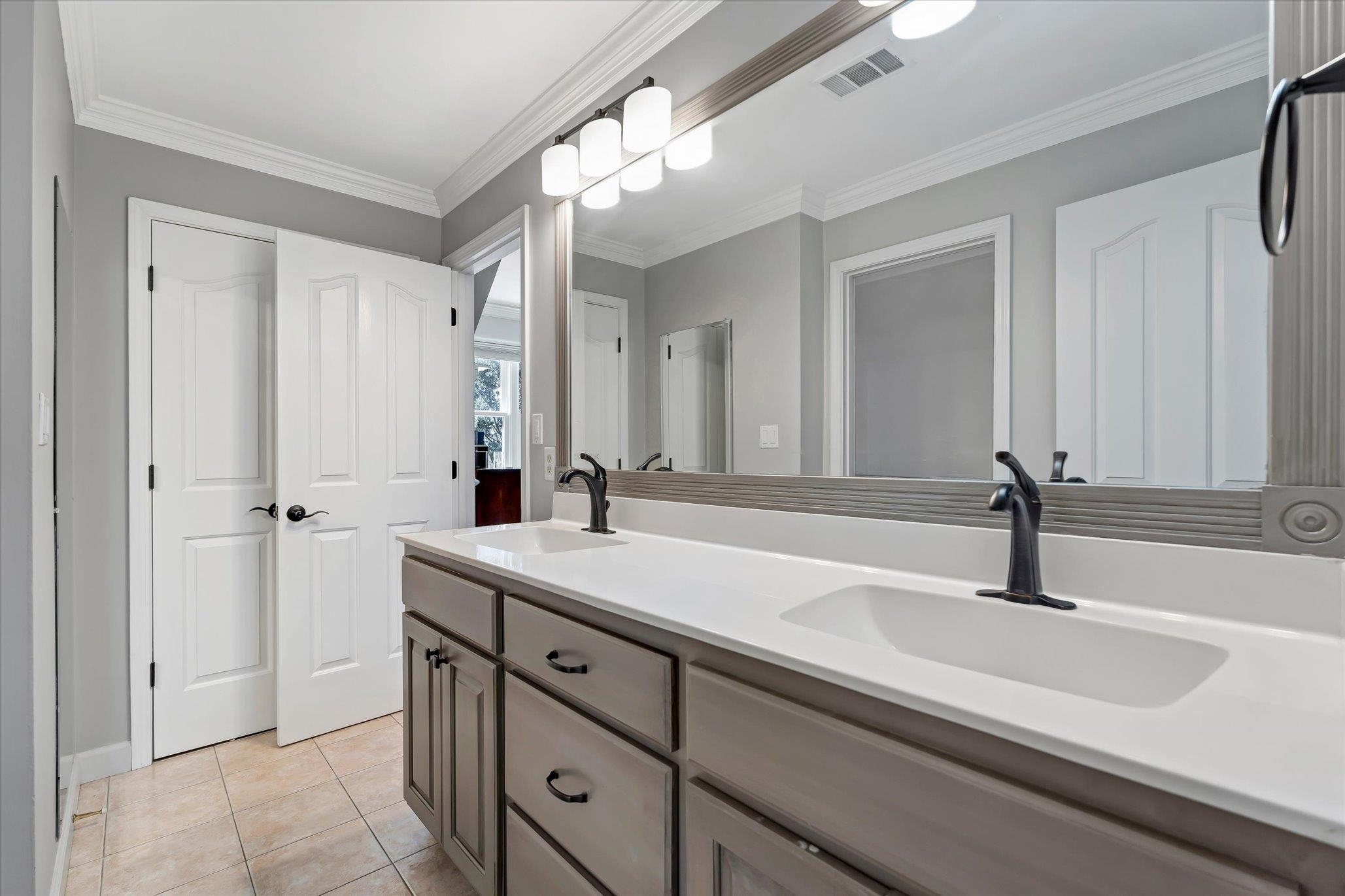 2707  RidgePointe  Jonesboro, AR