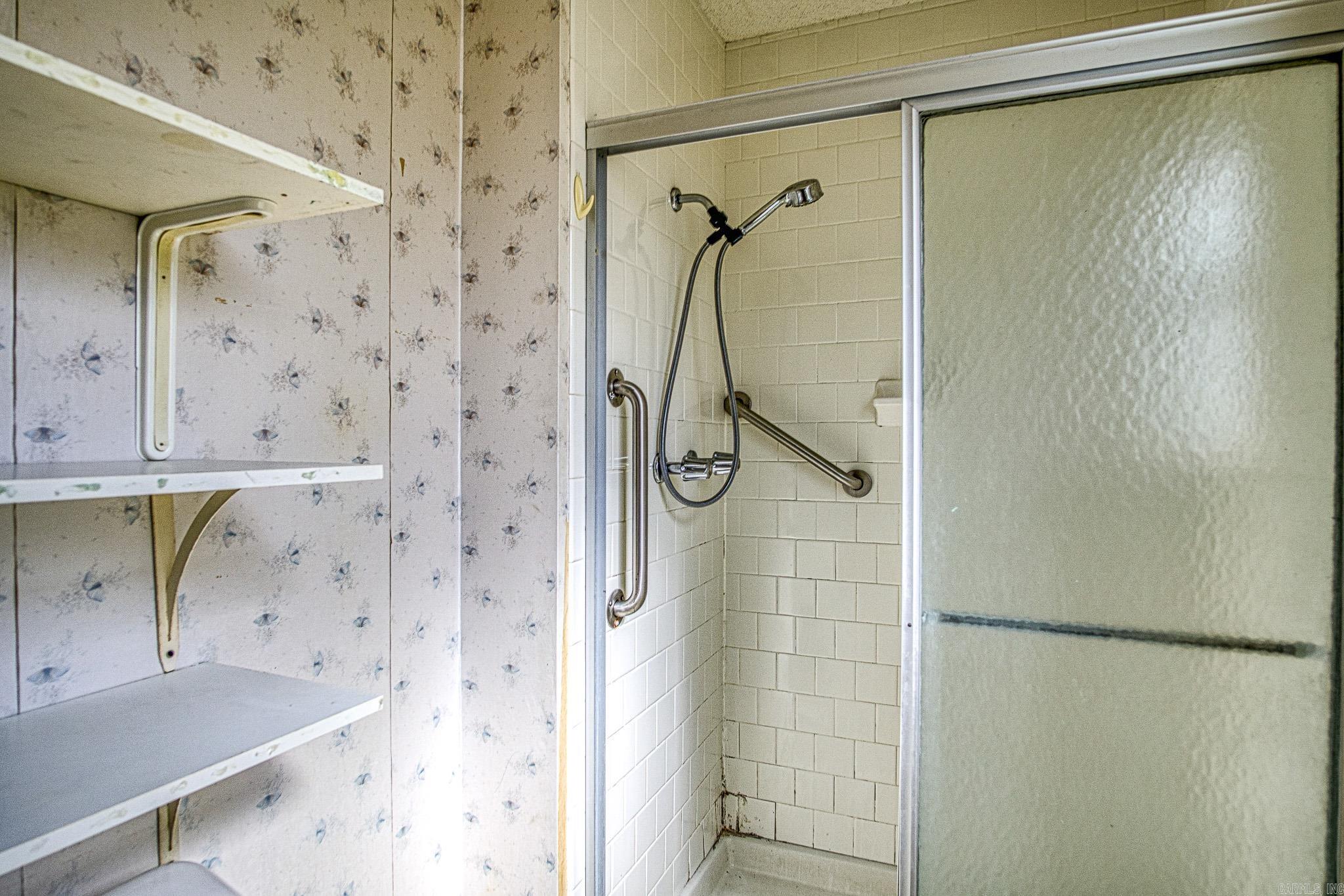 160  Cooper  Hot Springs, AR