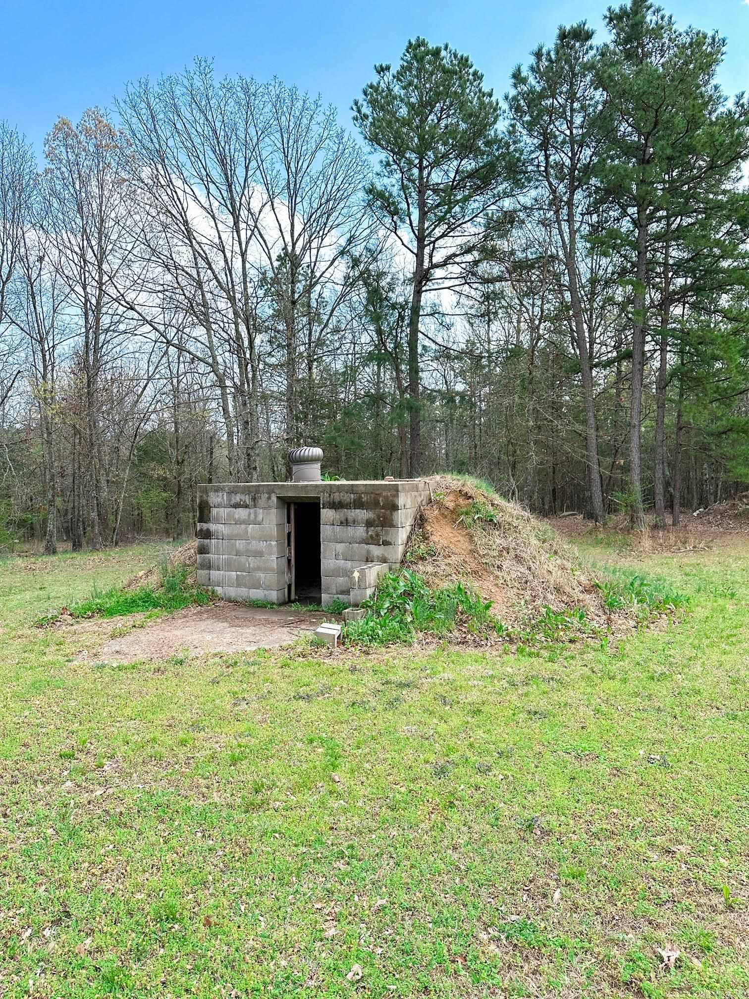 215 & 187 Avey Lane Clinton, AR 72031