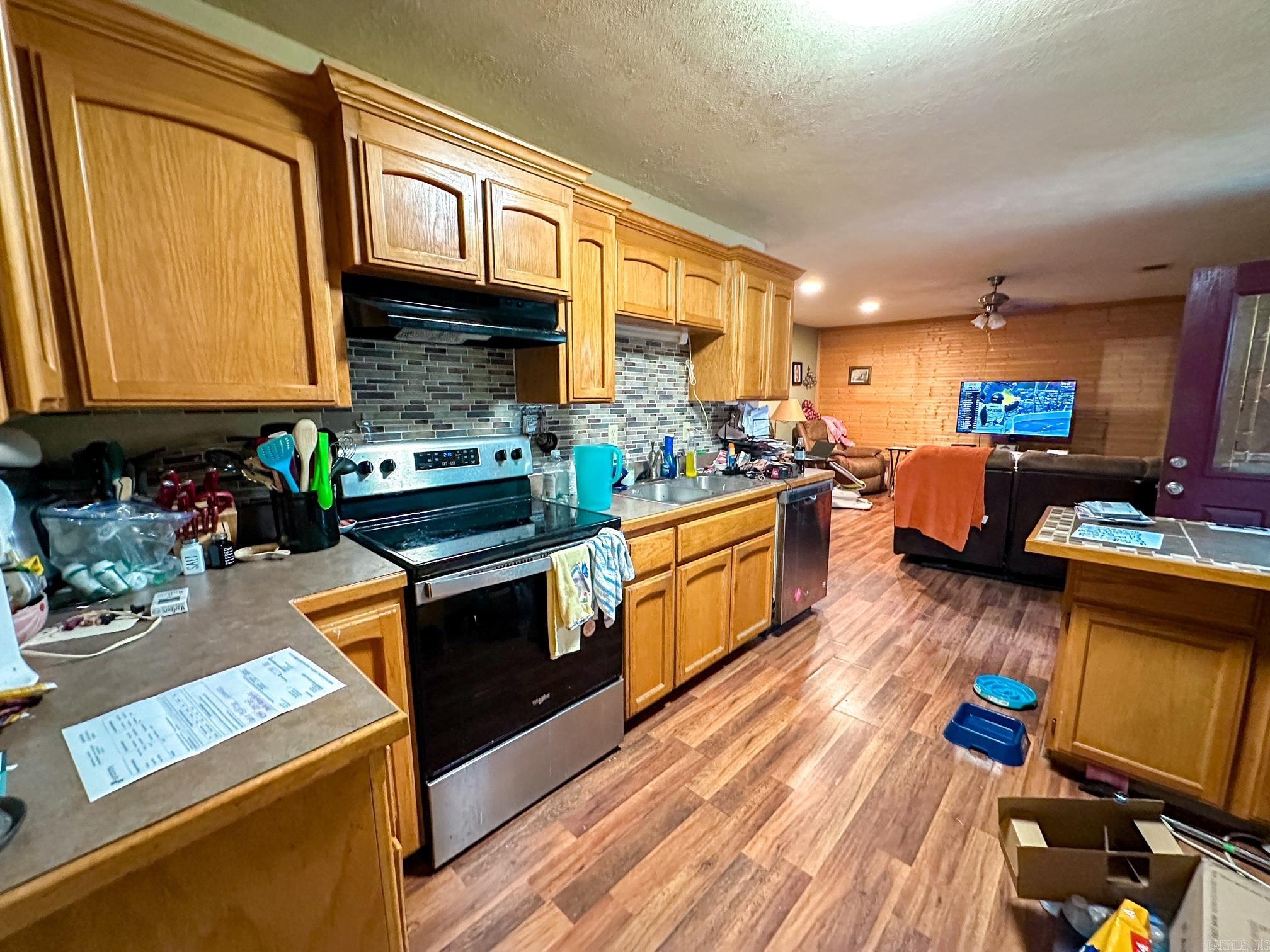 215 & 187 Avey Lane Clinton, AR 72031