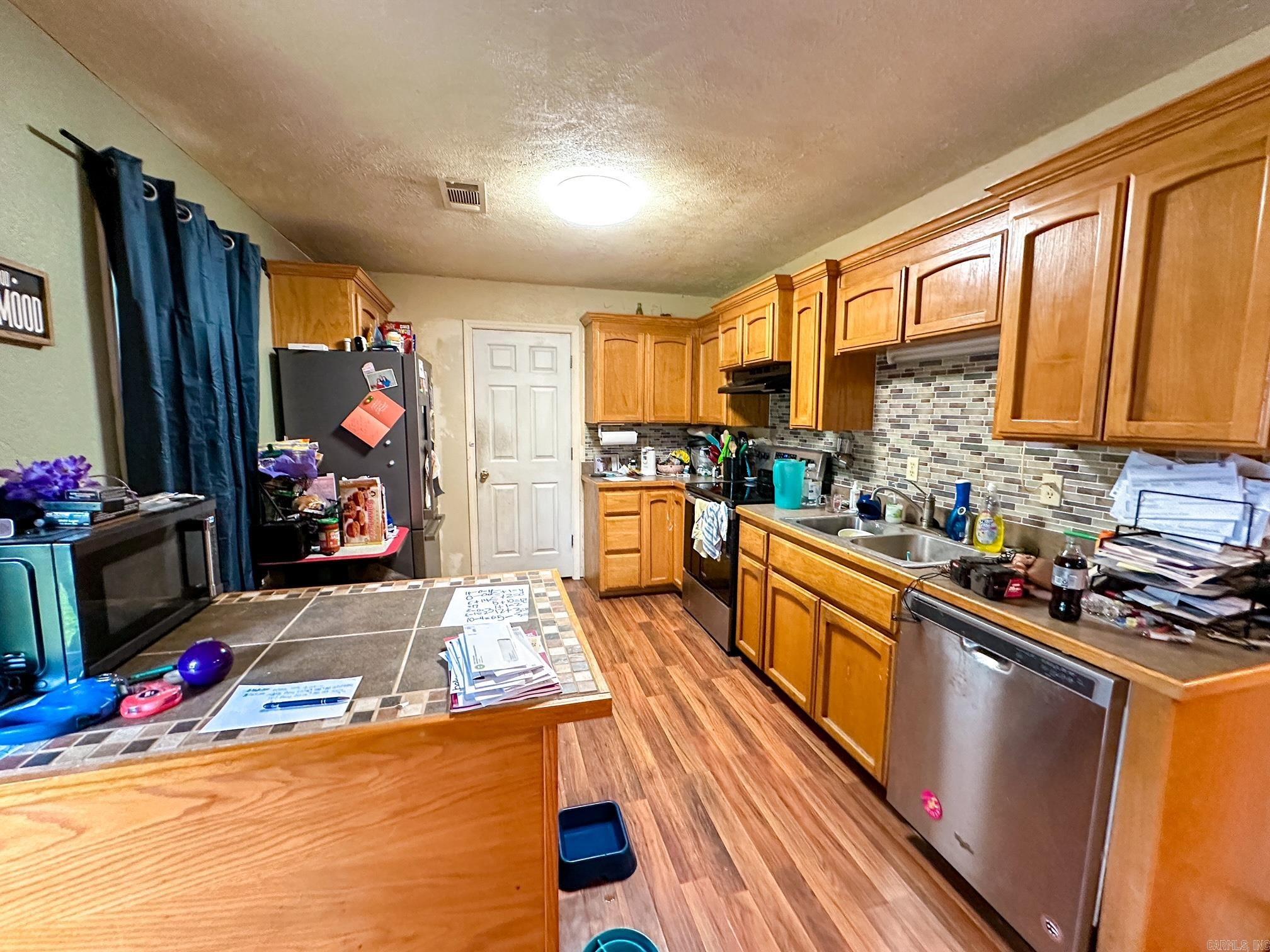 215 & 187 Avey Lane Clinton, AR 72031