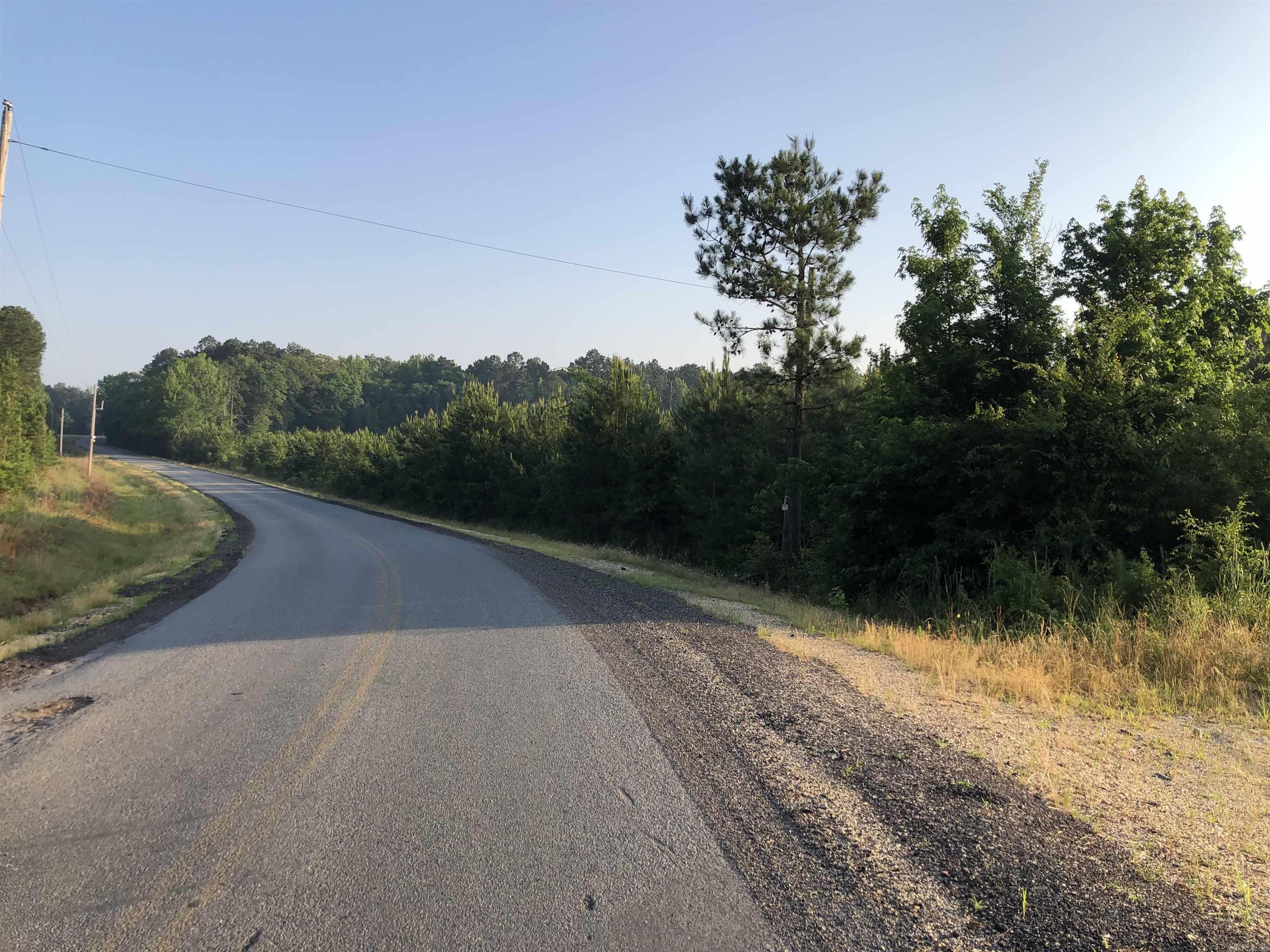CR 32  Farmerville RD  Hermitage, AR