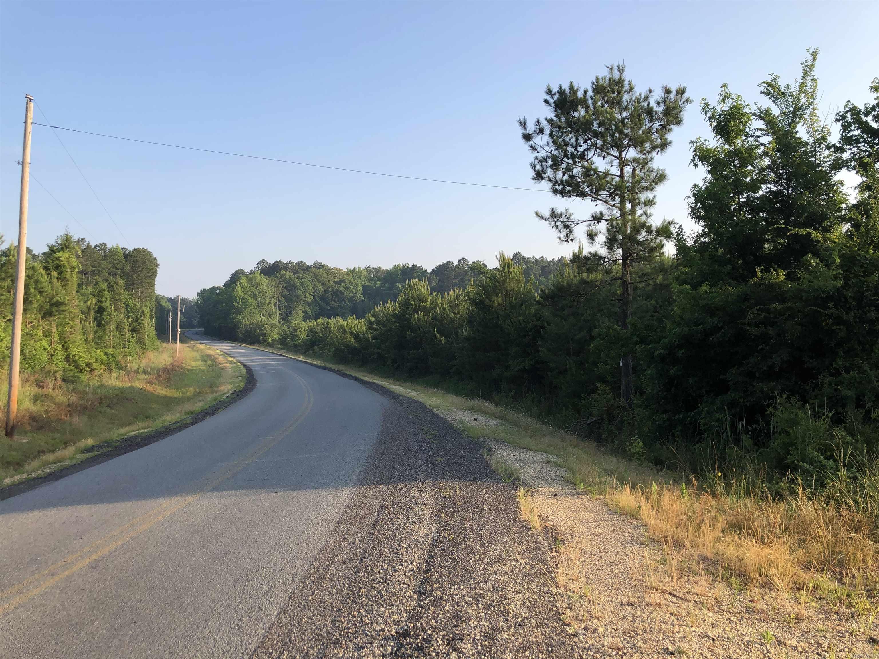 CR 32  Farmerville RD  Hermitage, AR